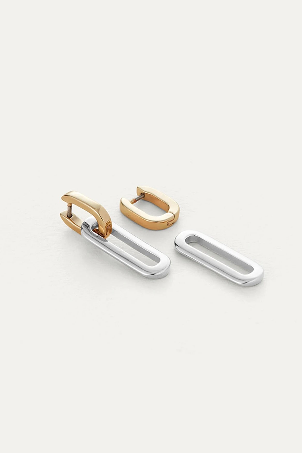 TEENI DETACHABLE LINK EARRING
sassanova