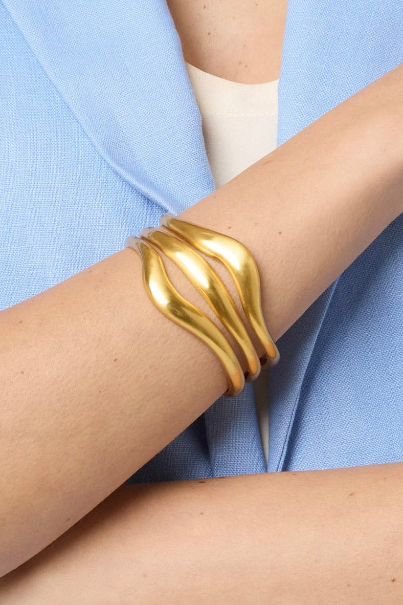 WAVE CUFF- GLD
sassanova