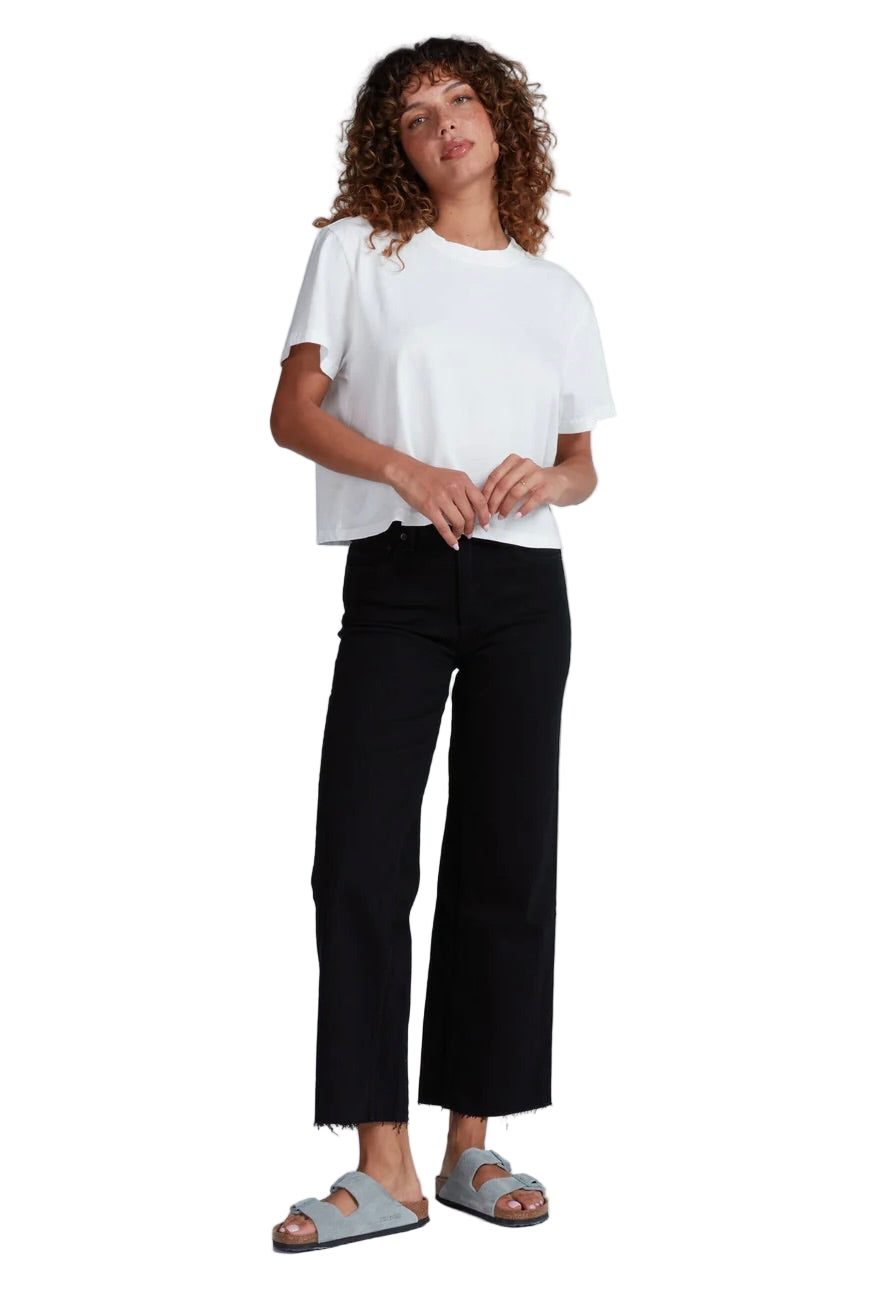 SLIM CROP WIDE LEG
sassanova