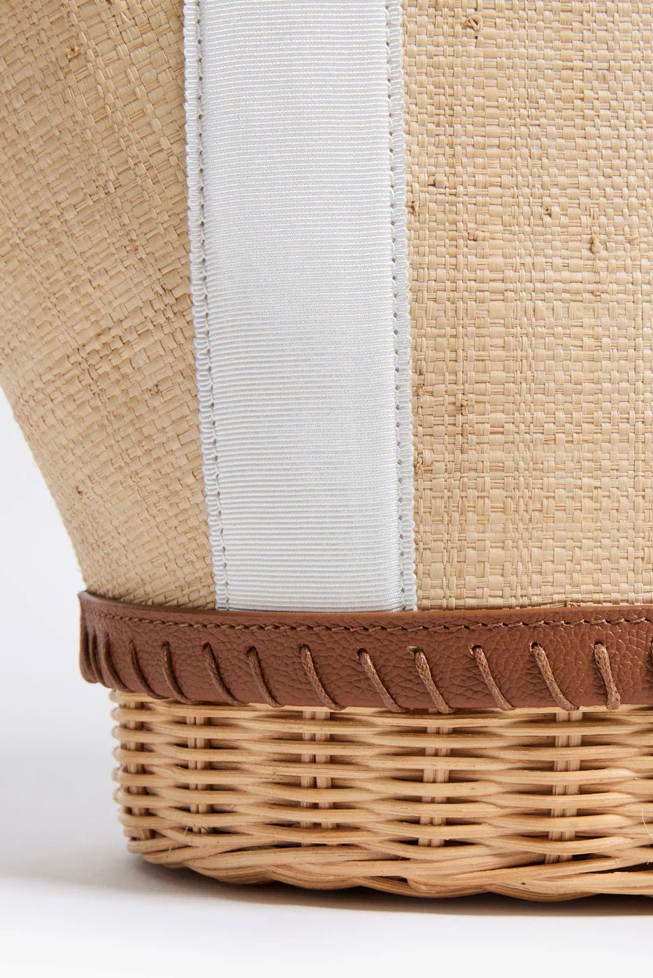THE GARDNER BASKET- NATURAL/WHITE - Handbags - Sassanova