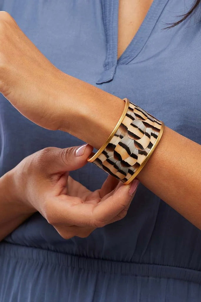 BRANDI WIDE CUFF - Bracelets - Sassanova
