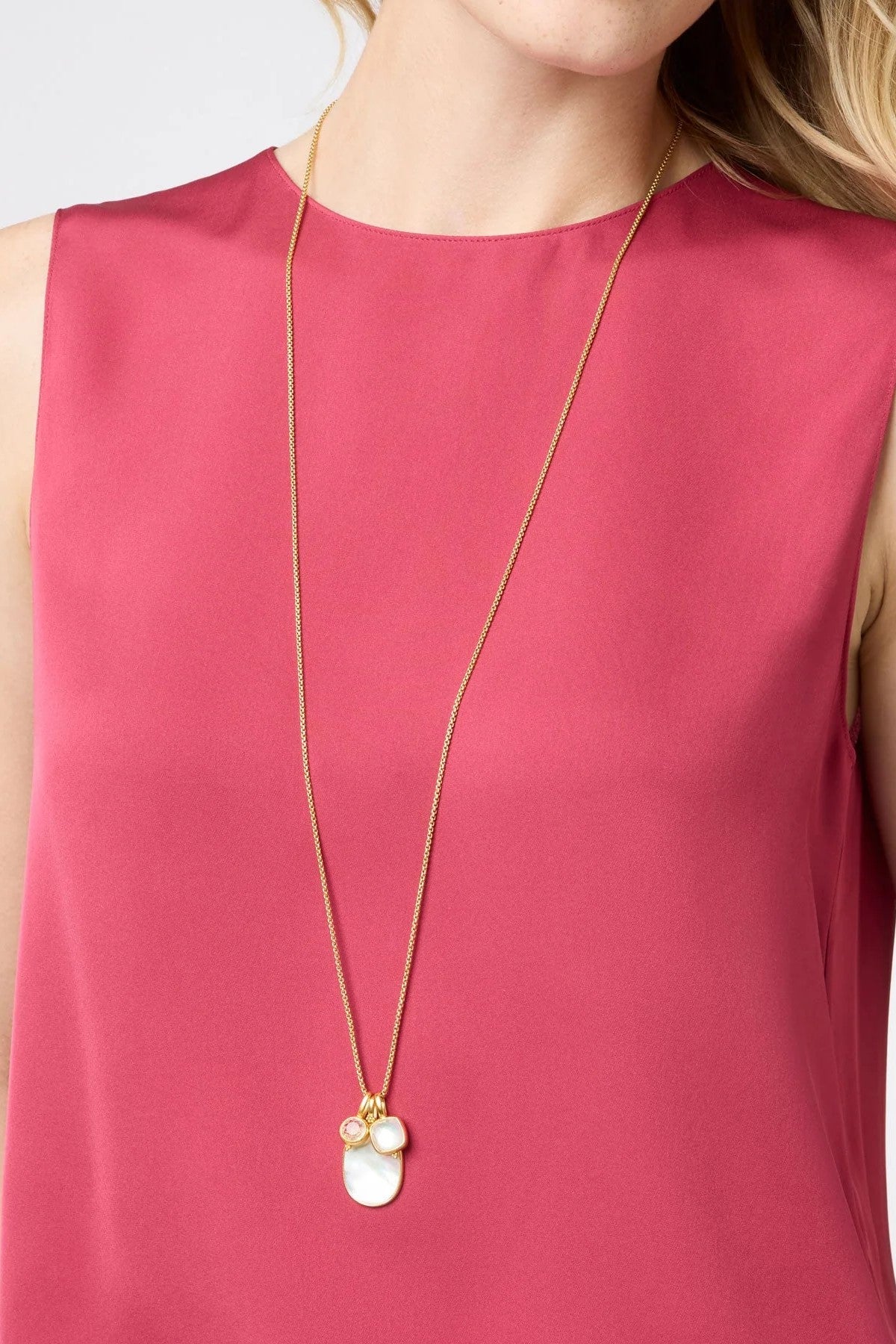 KALEIDOSCOPE CHARM PENDANT NECKLACE- GLD/MOP
sassanova