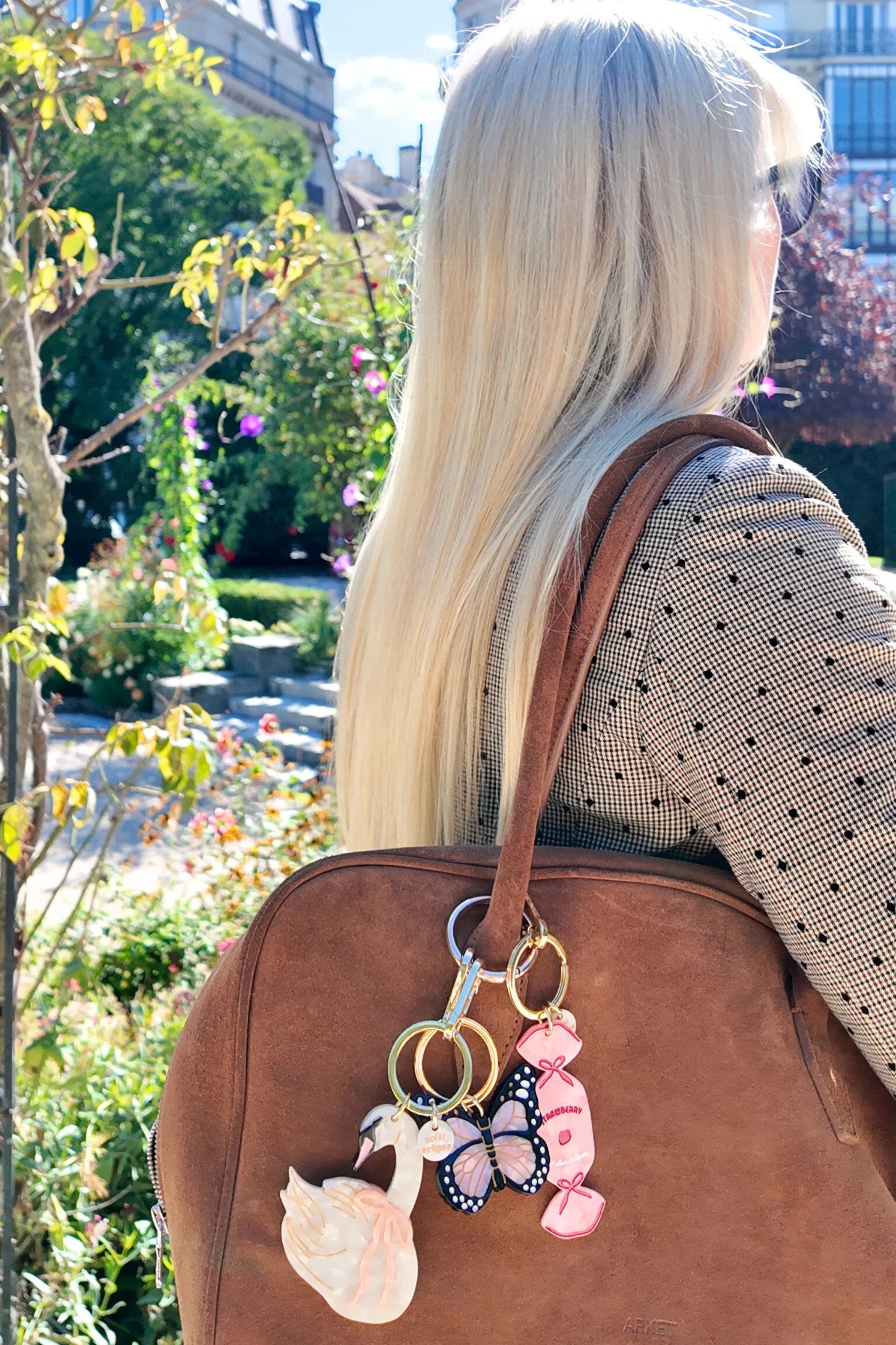 HAND PAINTED PINK MONARCH BUTTERFLY BAG CHARM & KEYCHAIN - sassanova