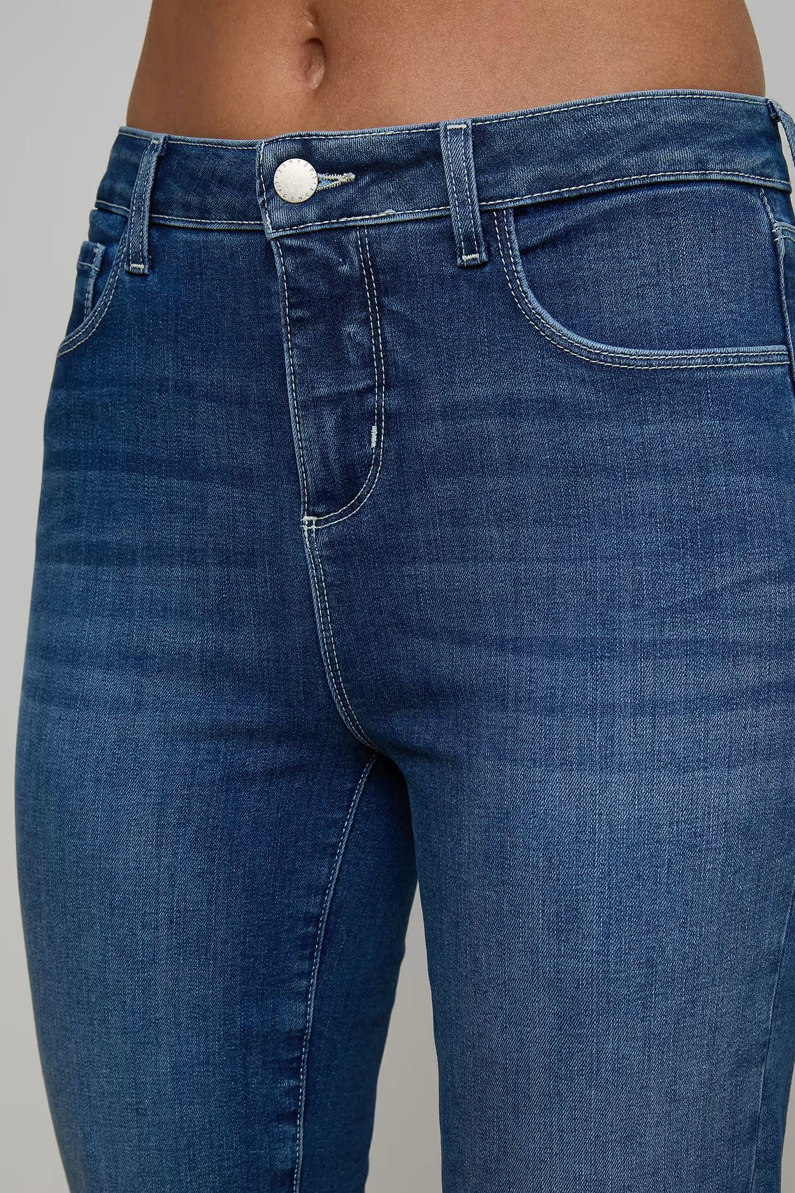 SELMA HIGH RISE SLEEK BABY BOOT - Jeans - Sassanova