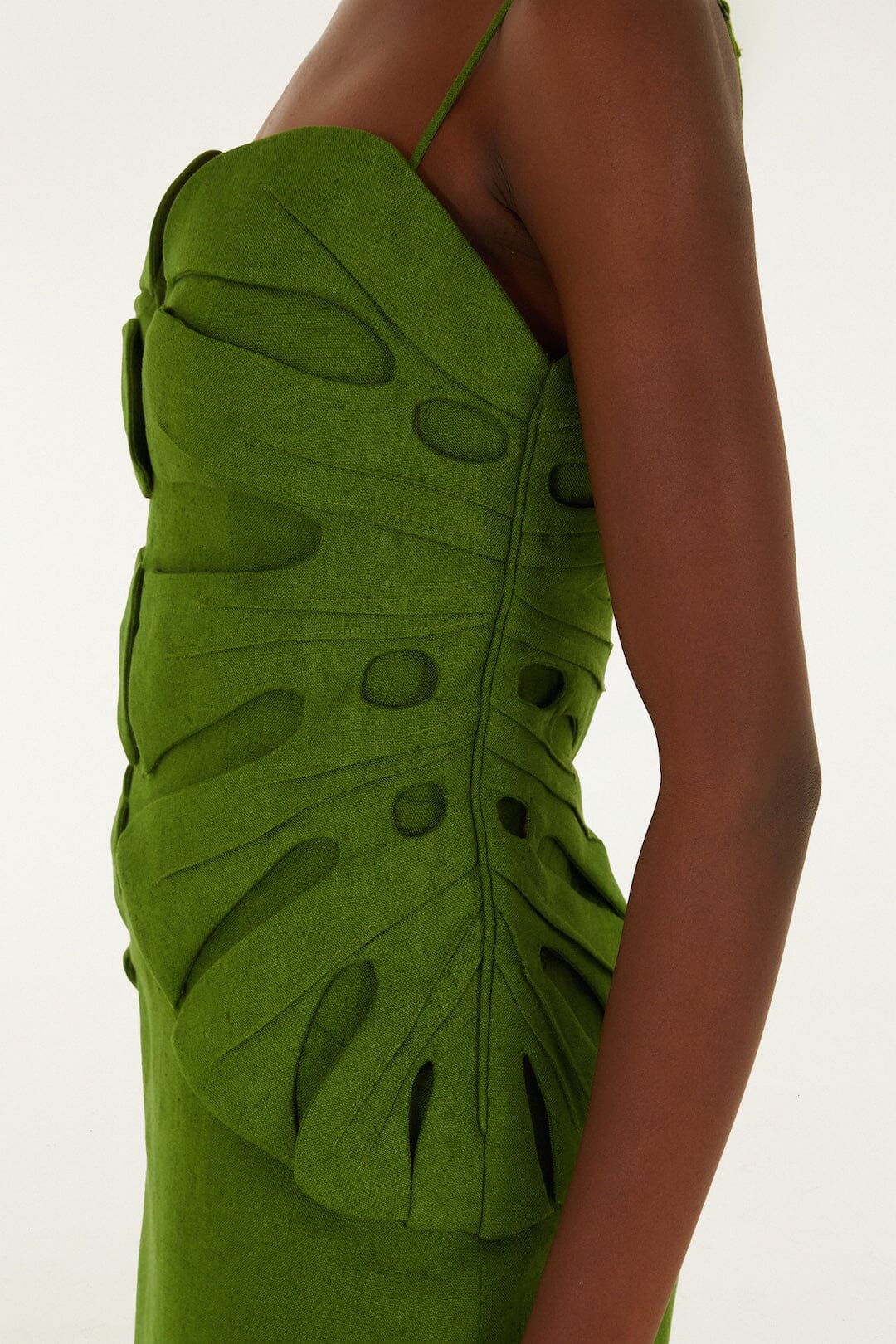 MONSTERA LEAF SLEEVELESS MAXI DRESS - Dresses - Sassanova