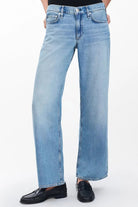 FEATHERWEIGHT SAIGE ANKLE STRAIGHT JEAN - Jeans - Sassanova