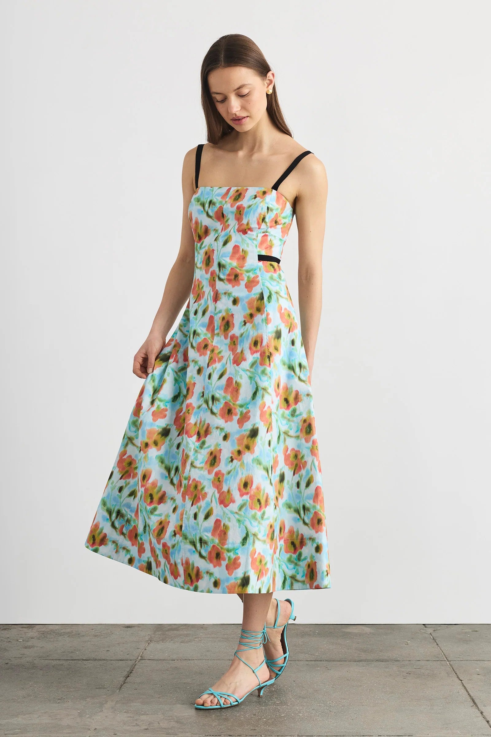 TAVIA DRESS - Dresses - Sassanova