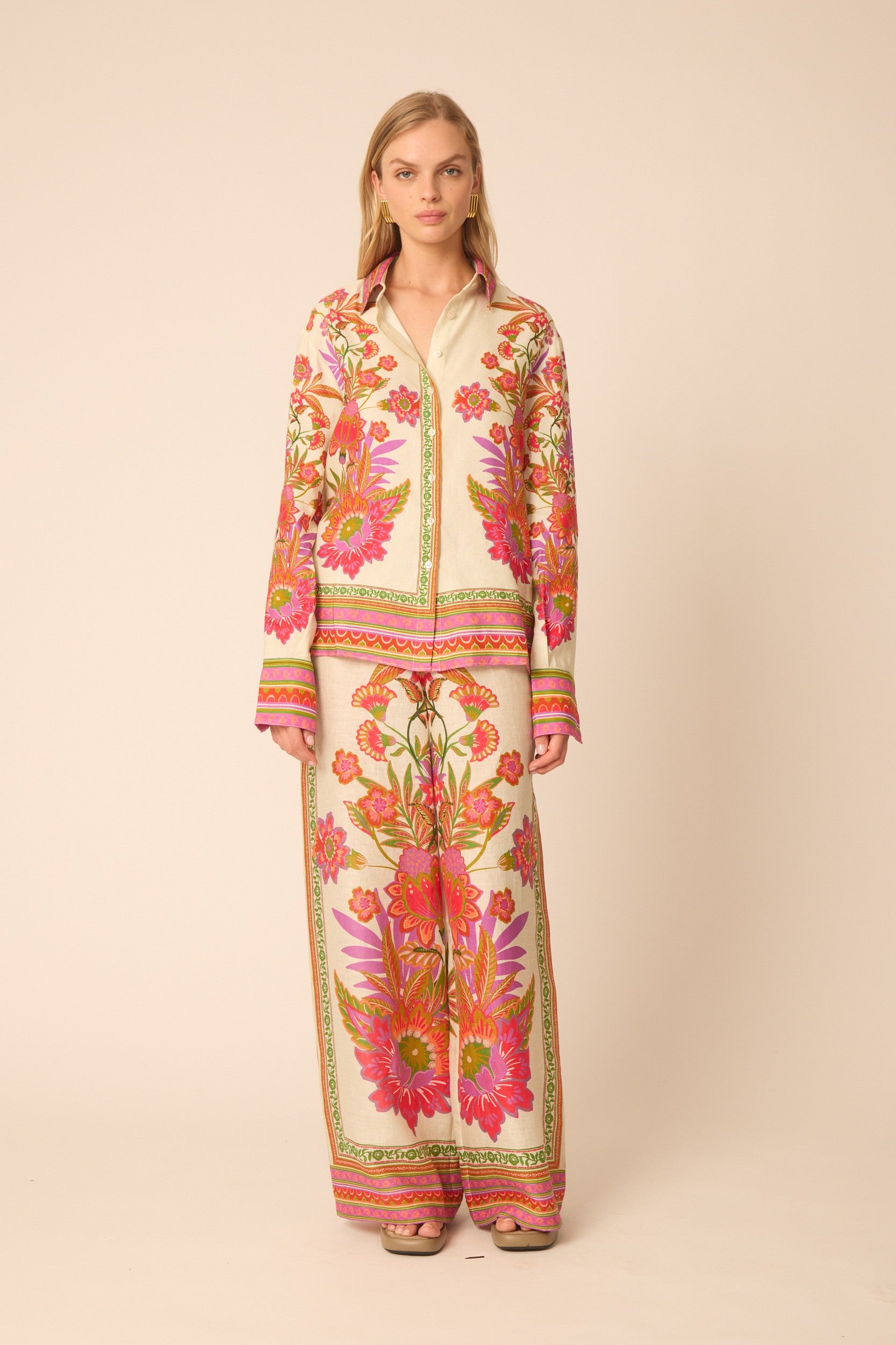 HAYLO BLOUSE - Blouses - Sassanova