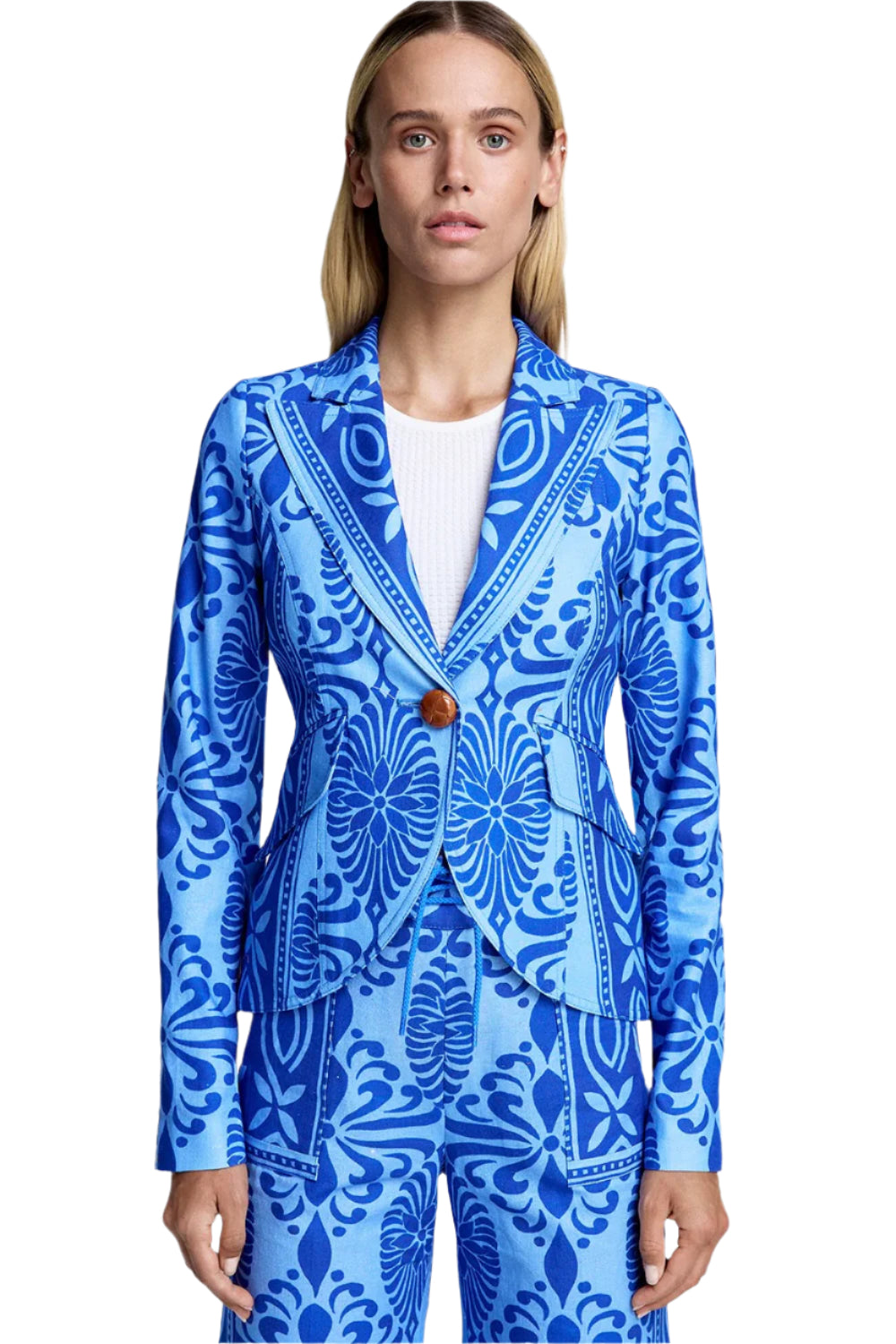 ONE BUTTON BLAZER
sassanova