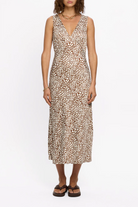 SOLARA MIDI DRESS - Dresses - Sassanova