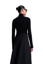 JETT TOP
sassanova