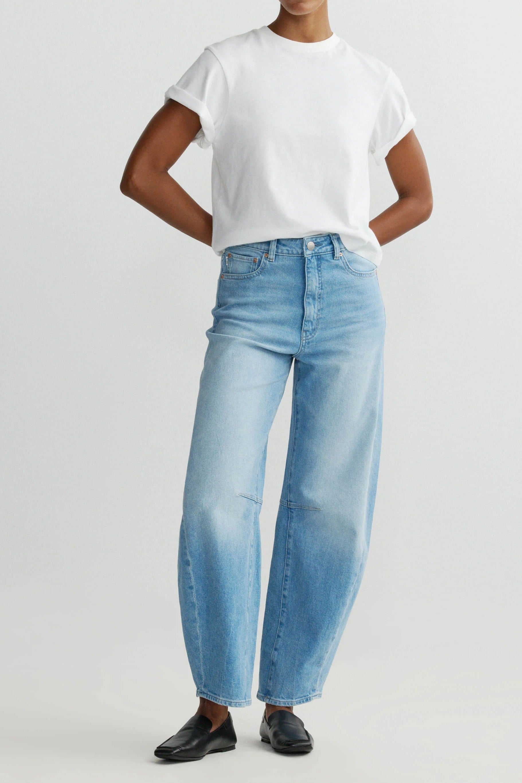 MIRO BARREL HIGH RISE JEAN - Jeans - Sassanova