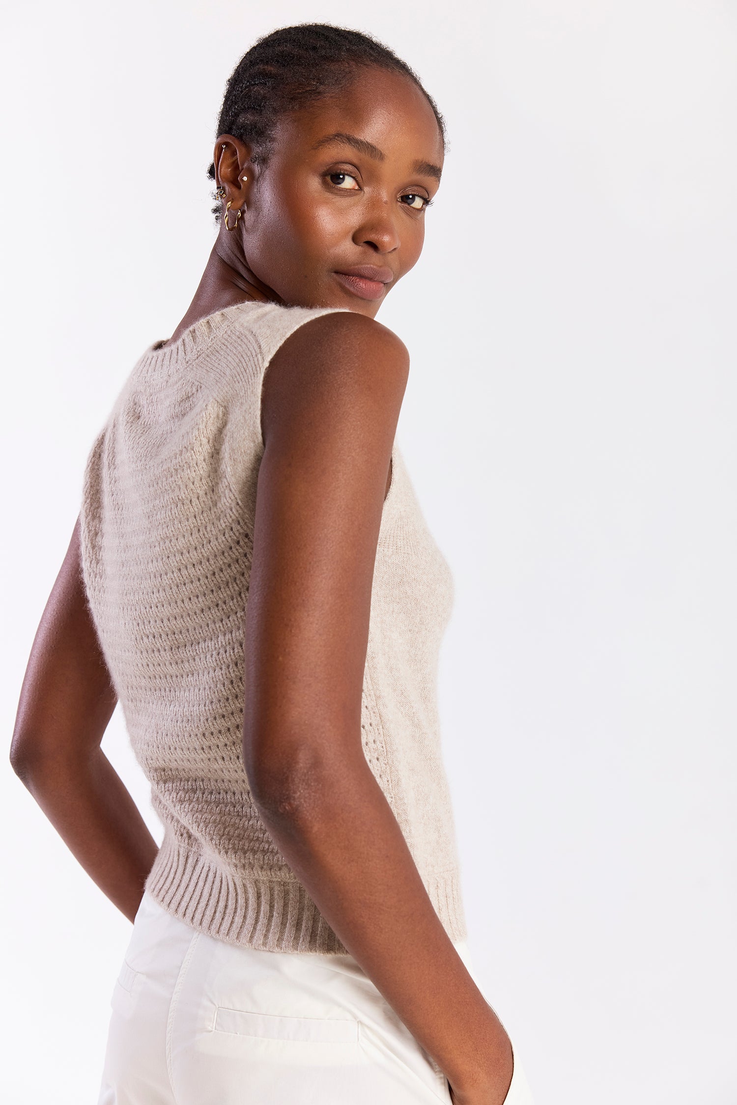 CREW NECK TANK - Sweaters - Sassanova