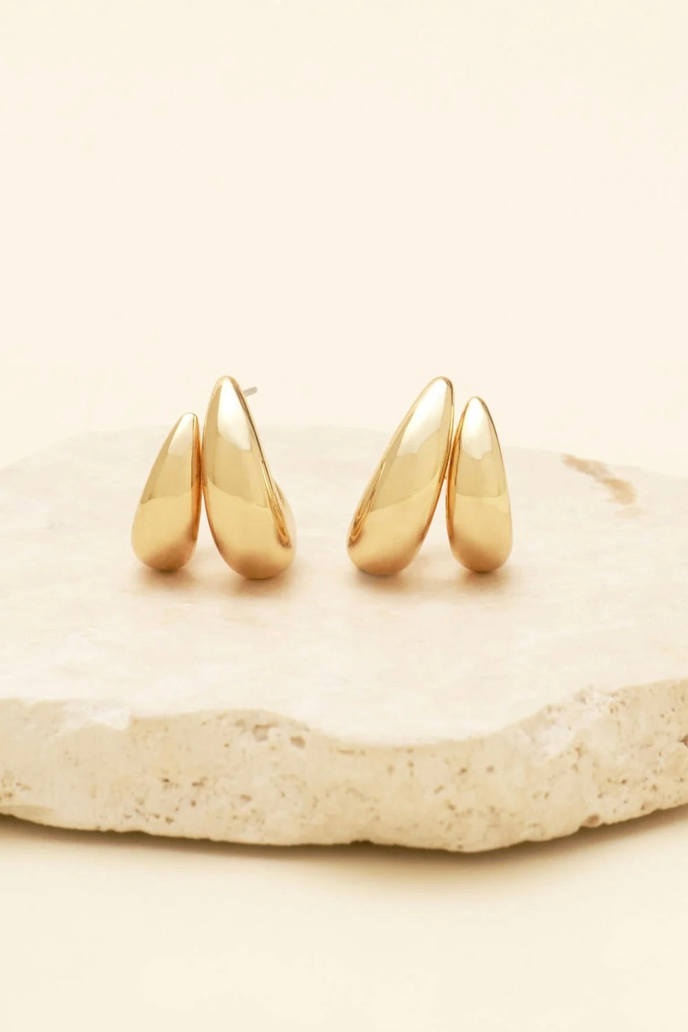 CANAL HOOPS- GLD
sassanova