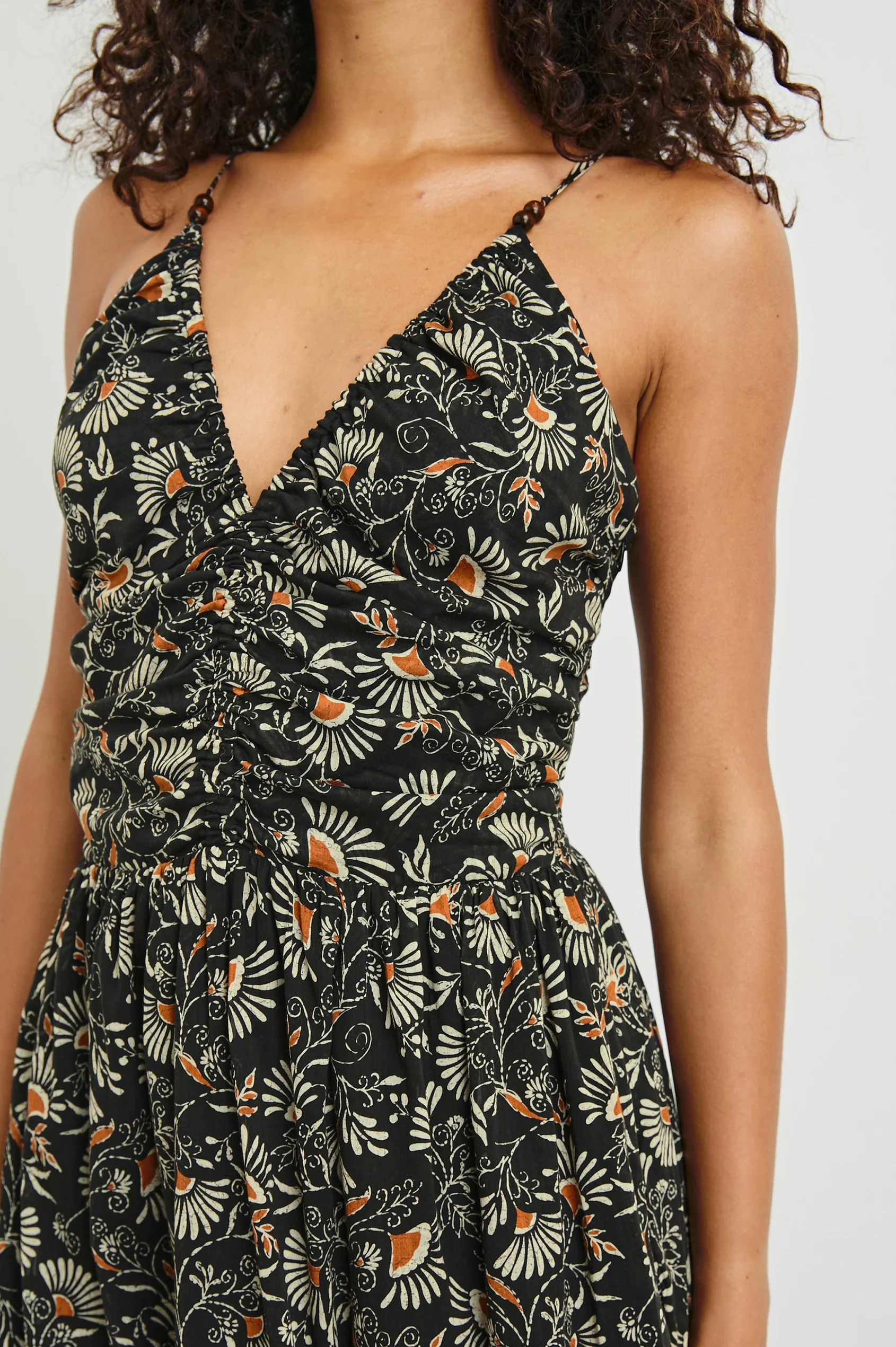 PALM DRESS
sassanova