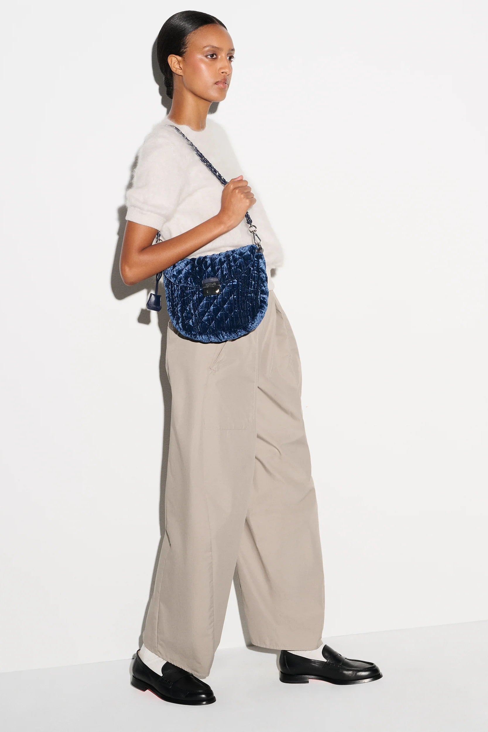 CROSBY VELVET LOCK SADDLE - Handbags - Sassanova