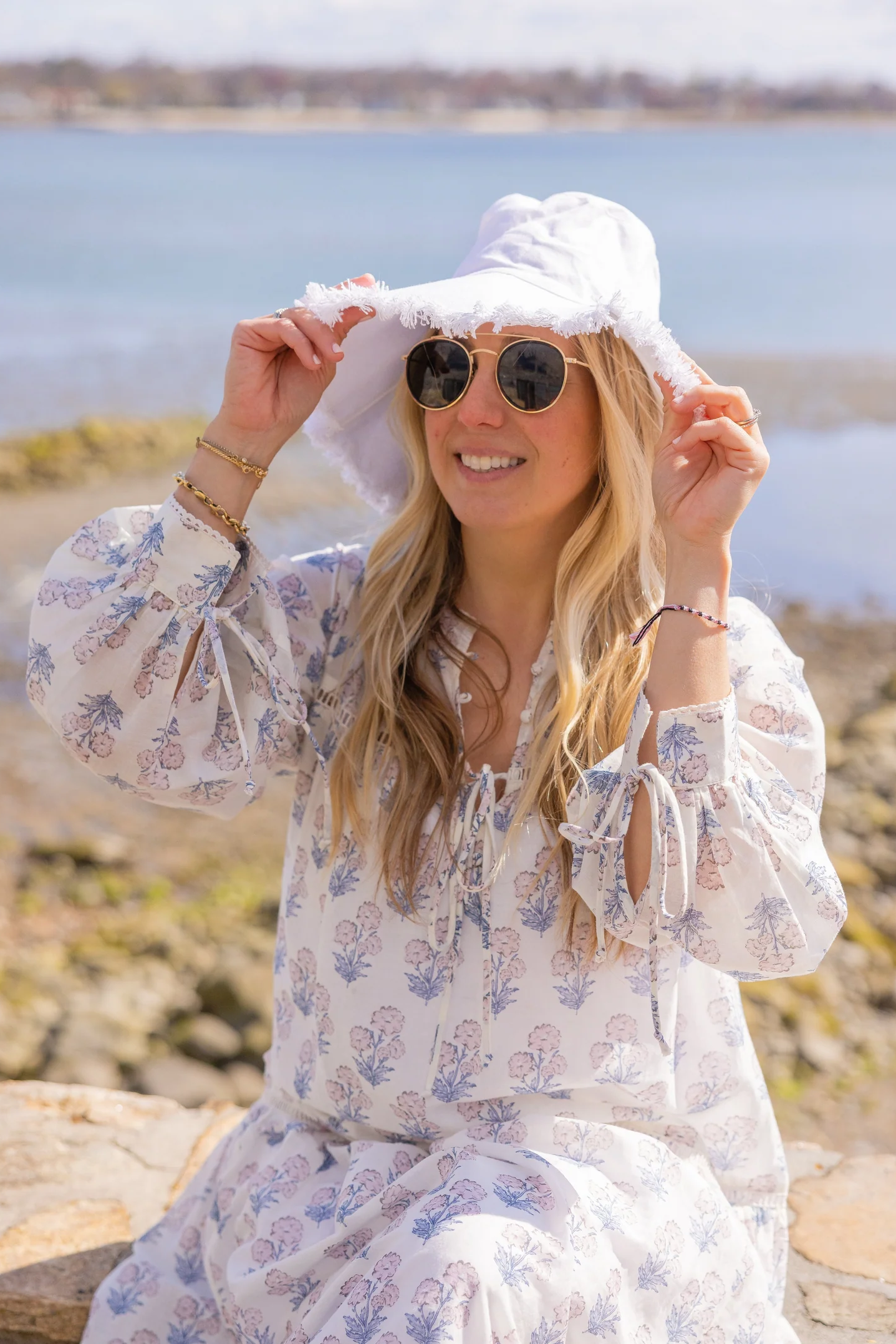 FRINGED CANVAS PACKABLE SUNHAT- WHITE - Hats - Sassanova