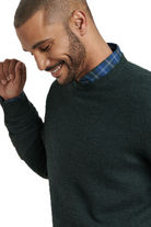 AUTUMN CREST HONEYCOMB CREW sweater in solid dark green -novaman