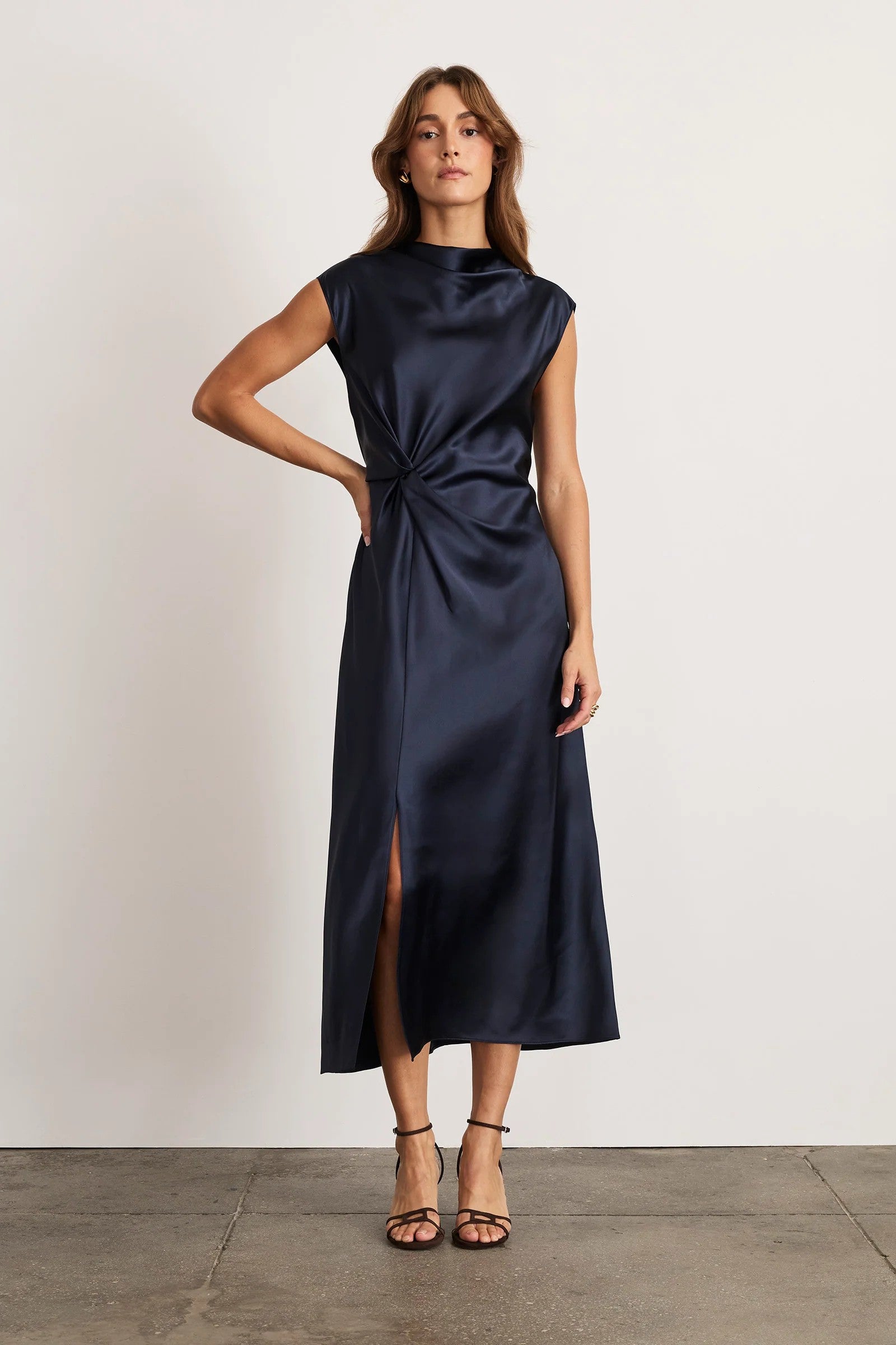 ROBINELLA DRESS - Dresses - Sassanova
