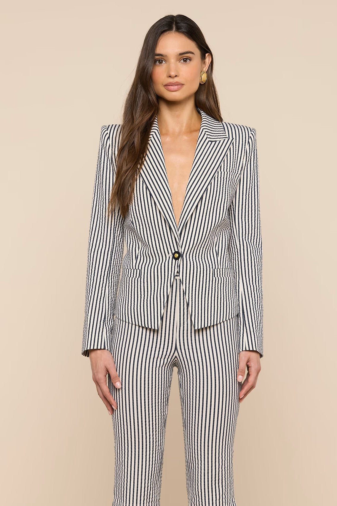 MISA SHORT SINGLE BREASTED BLAZER - Jackets - Sassanova