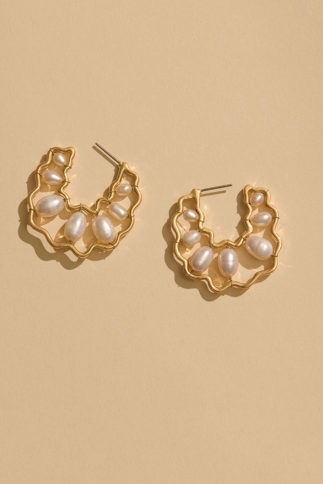 AZIZA HOOPS- WHT/GLD
sassanova