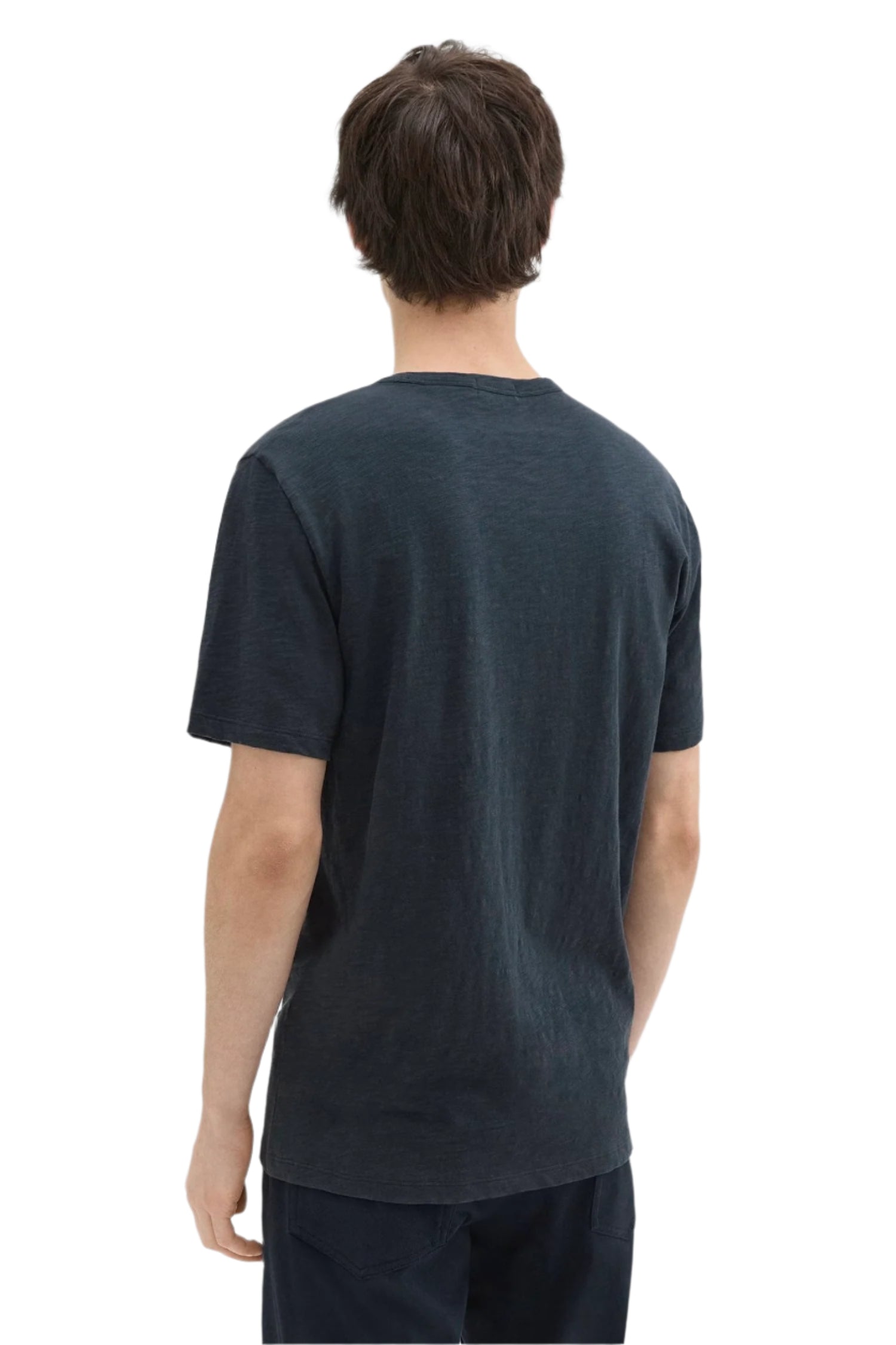 ESSENTIAL TEE
sassanova