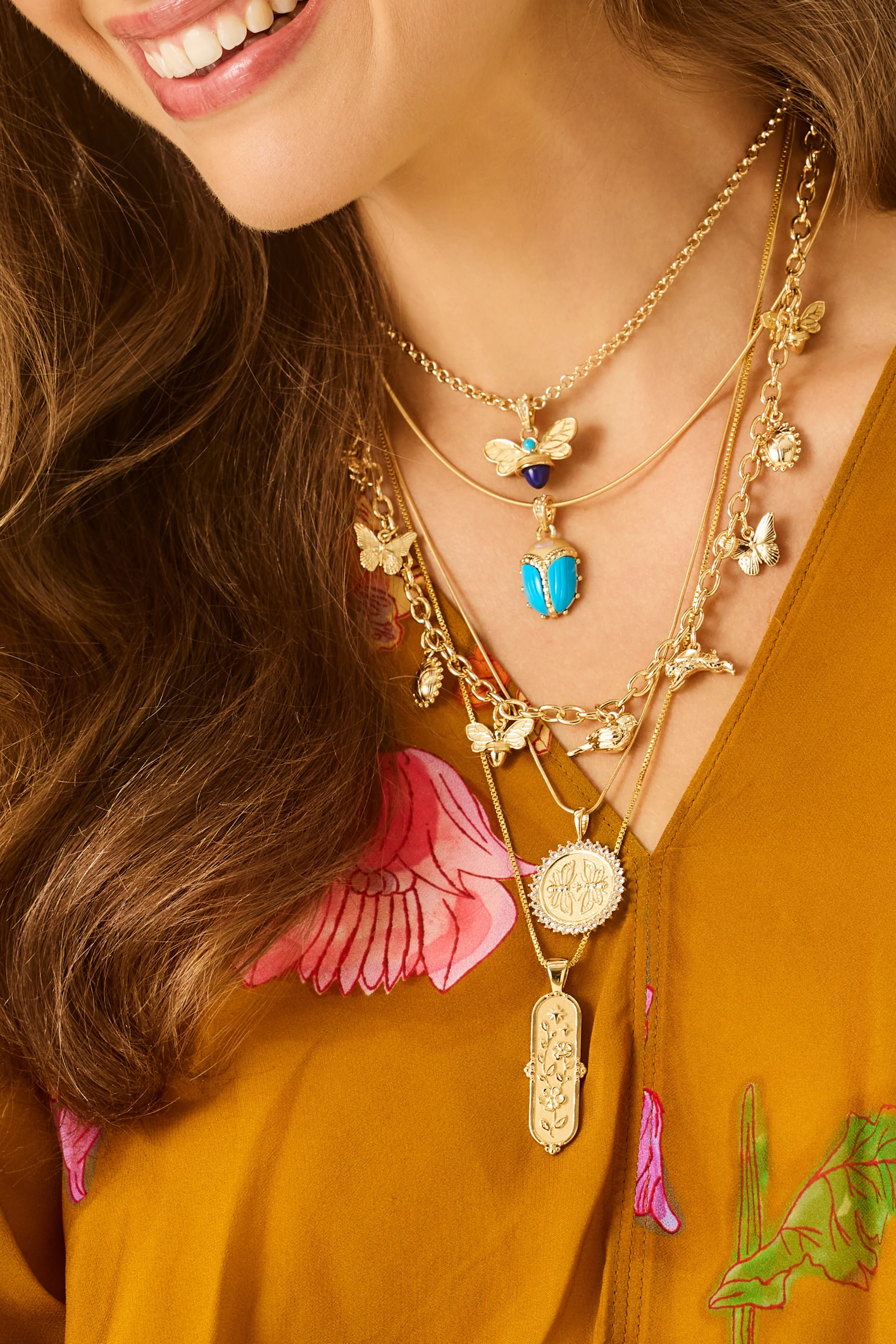 SISTERS FOREVER LAPIS BEE PENDANT- ADJUSTABLE DELICATE CHAIN - Necklaces - Sassanova