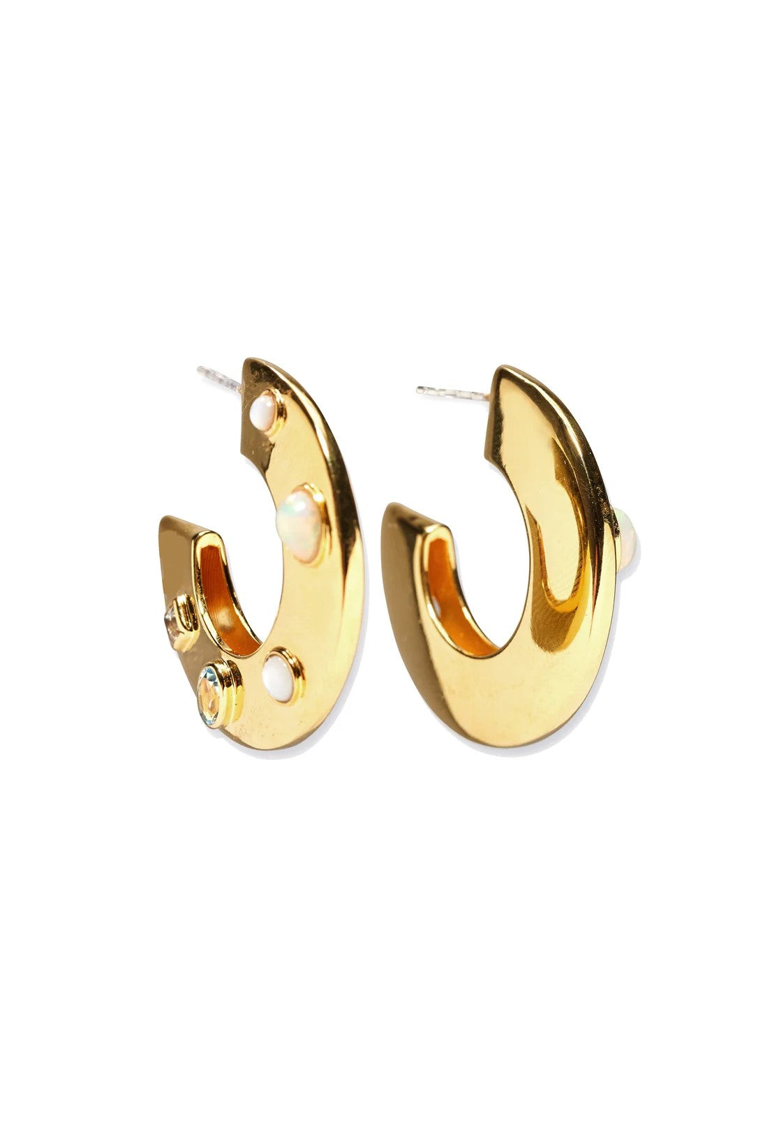 SAUCER HOOPS IN DOTTED PEARL - Earrings - Sassanova