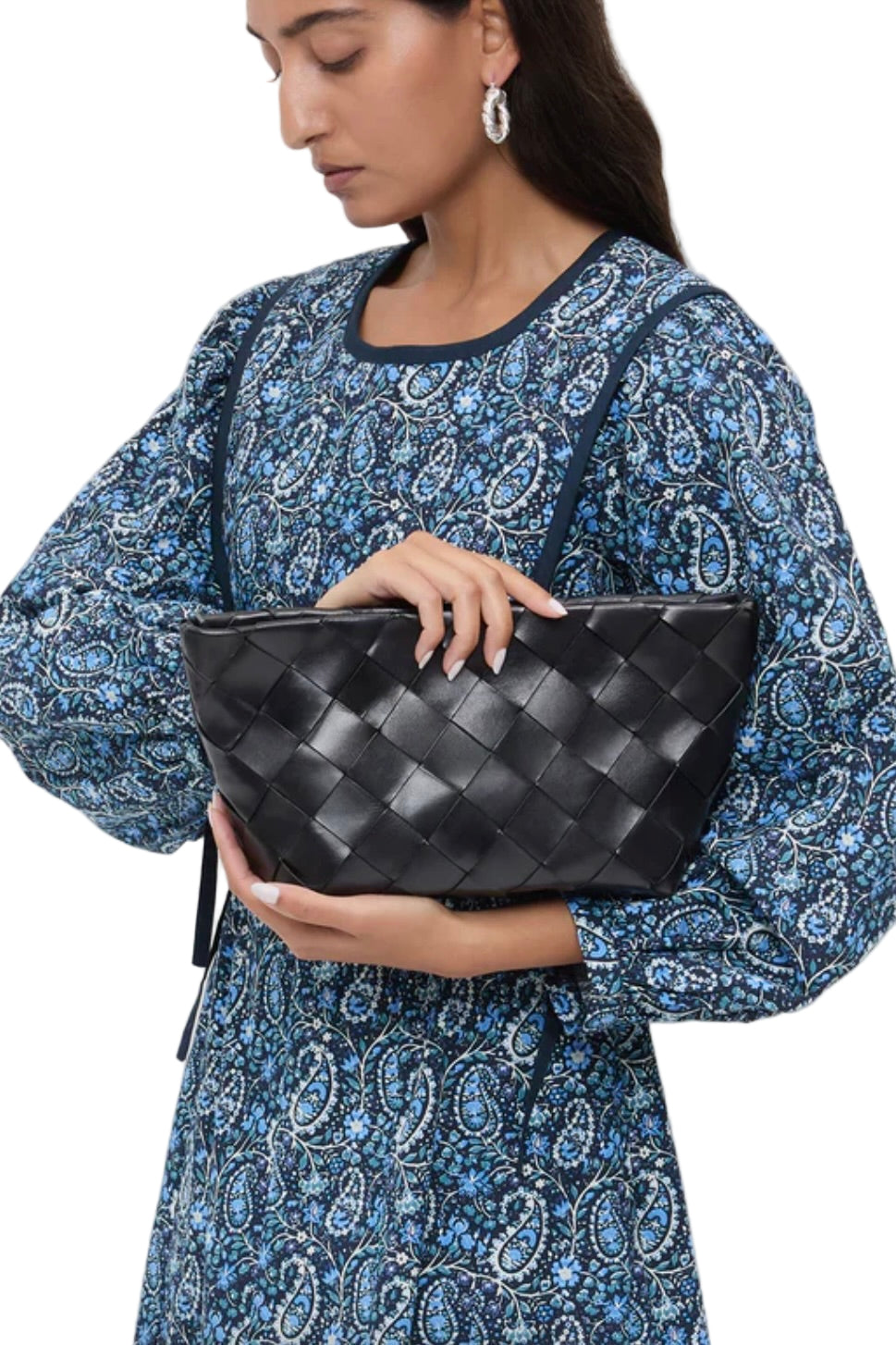 MELINA WOVEN CLUTCH
sassanova