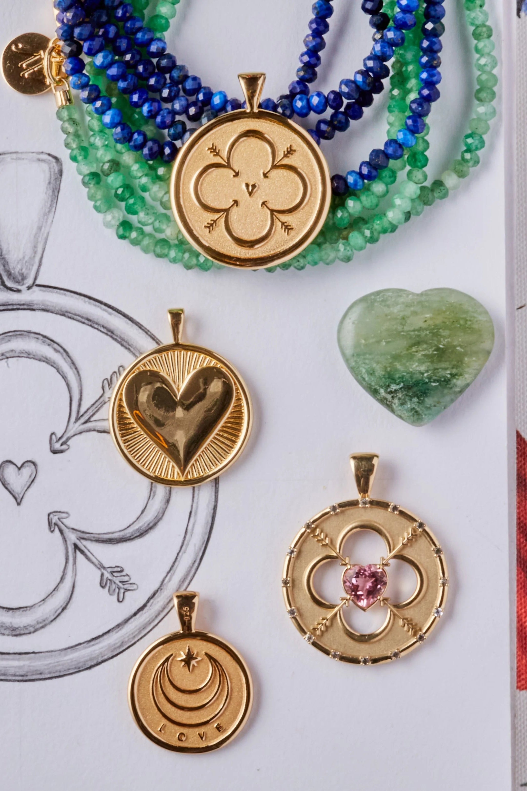 LOVE SMALL PENDANT NECKLACE- SATELLITE CHAIN - Necklaces - Sassanova