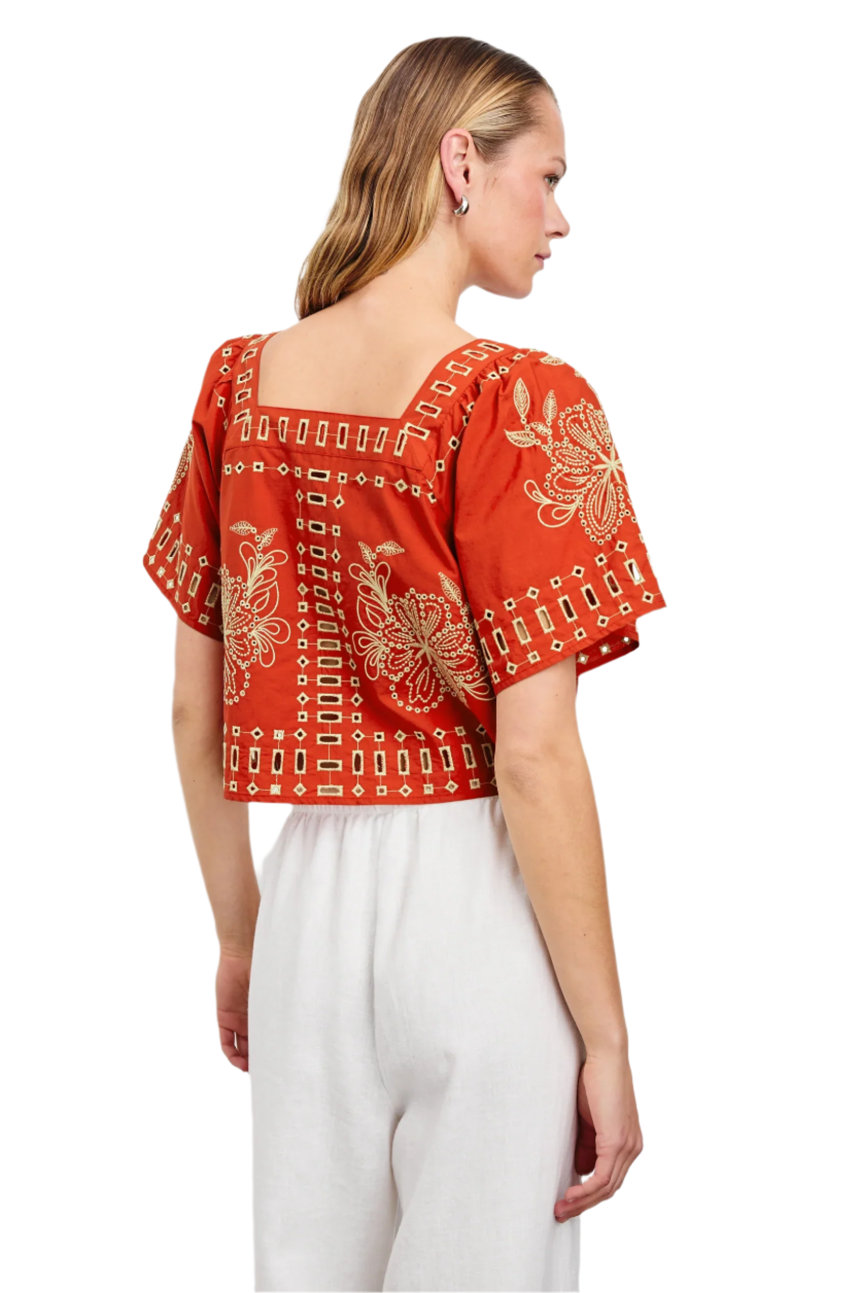 LAINE TOP
sassanova