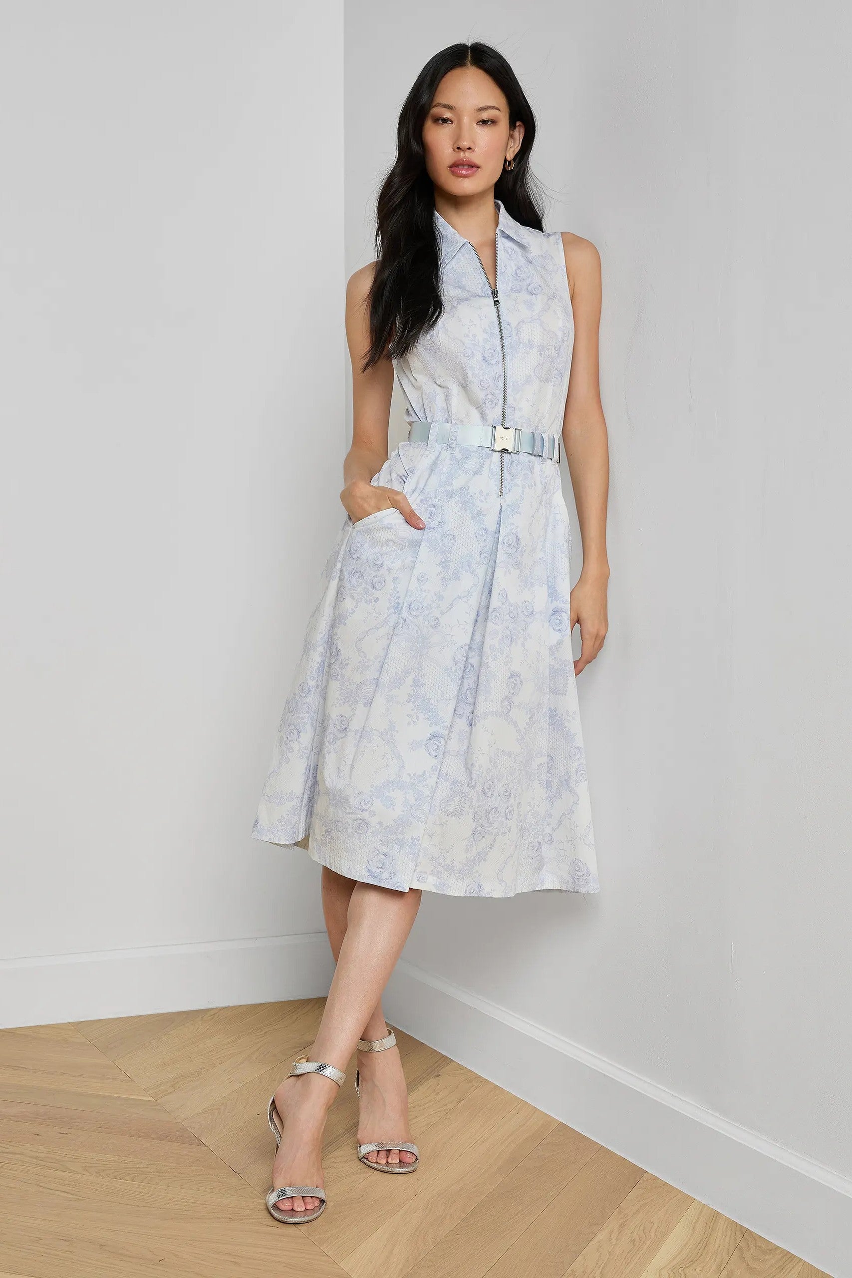 belted dress shirt Women's Just Right Moments Beige Sleeveless Maxi | Size: L 3% Spandex Machine wash cold Imported Green Wallis Button Through Belted