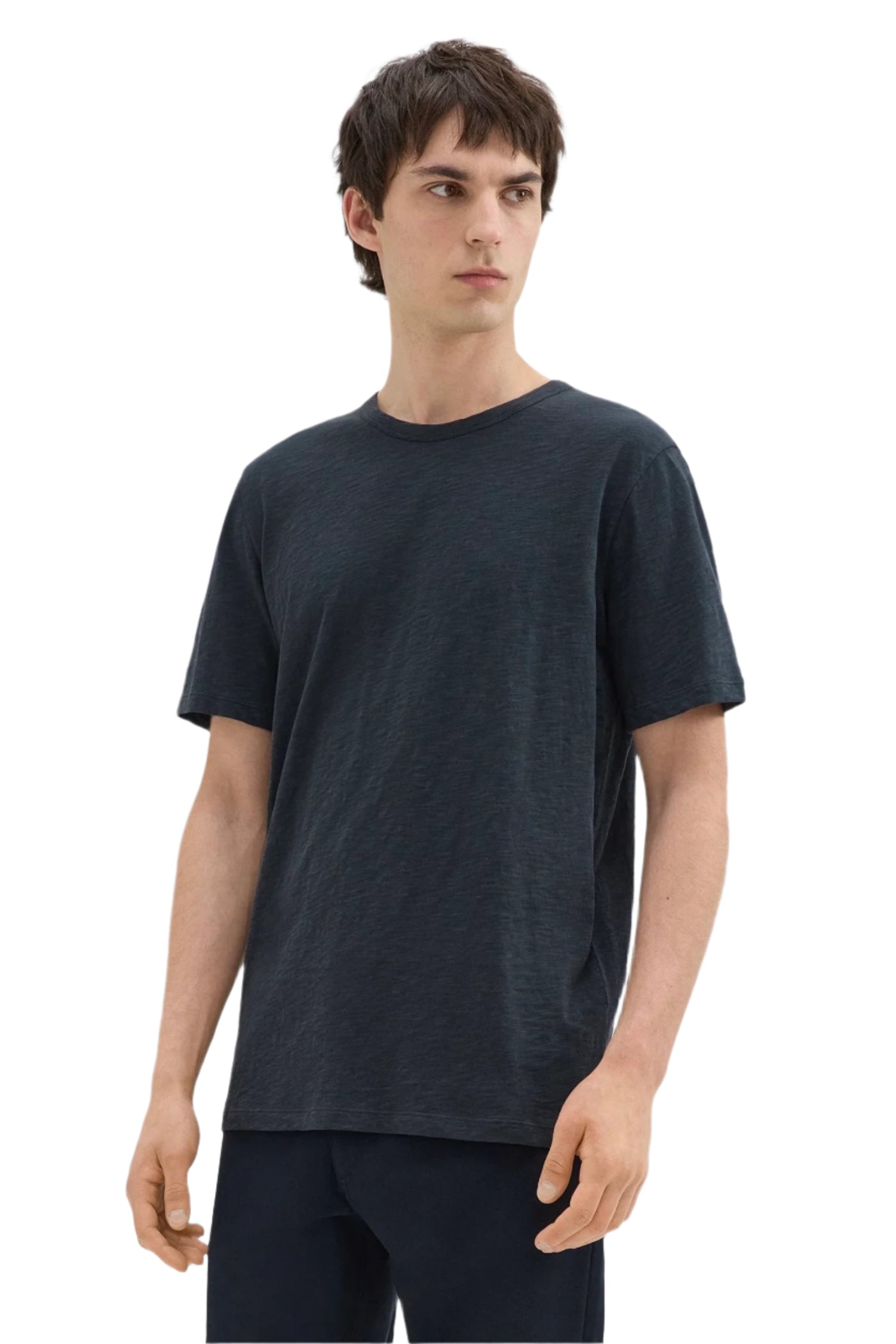 ESSENTIAL TEE
sassanova