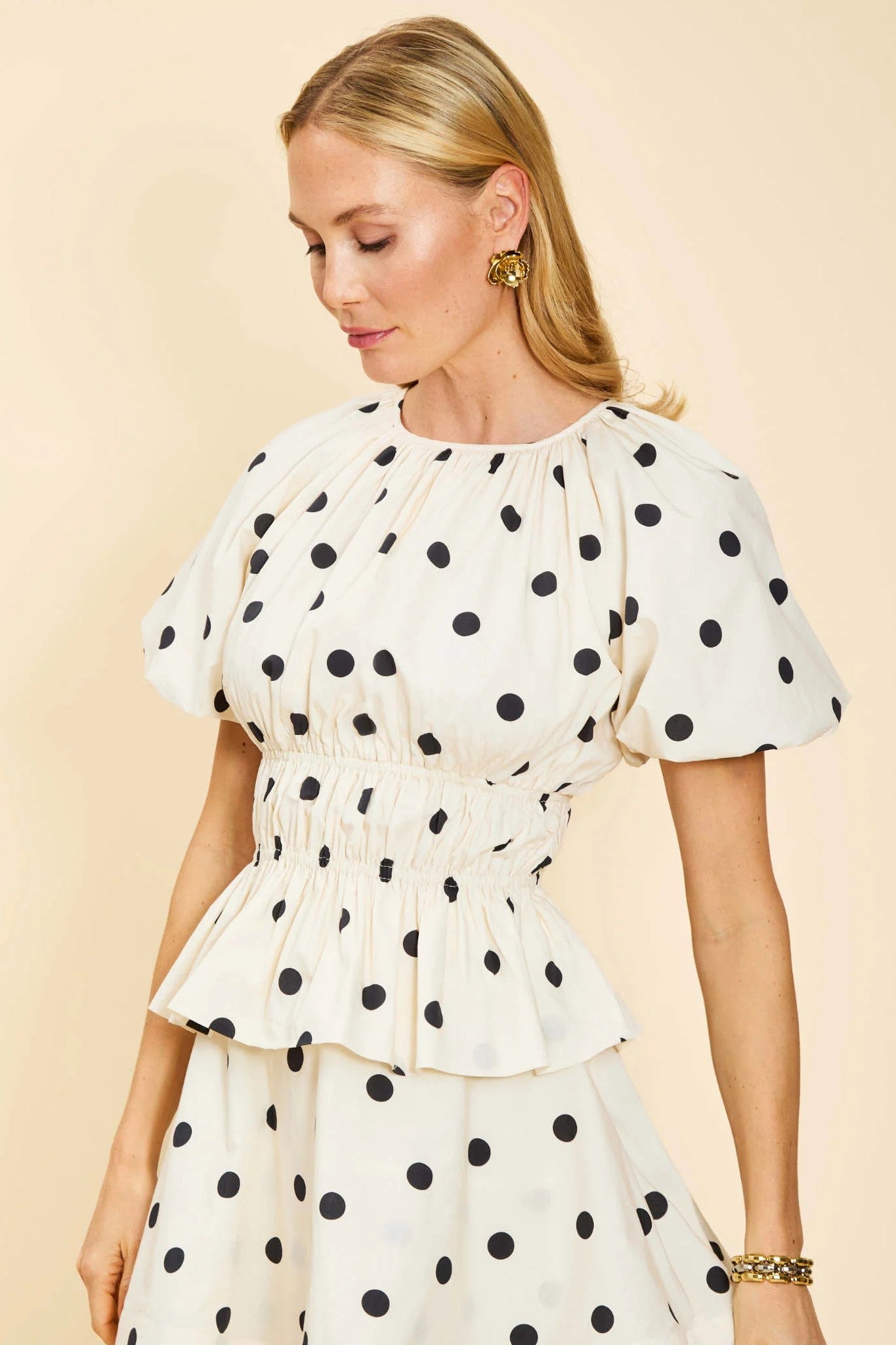 BREAKFAST SMOCKED TOP - Blouses - Sassanova