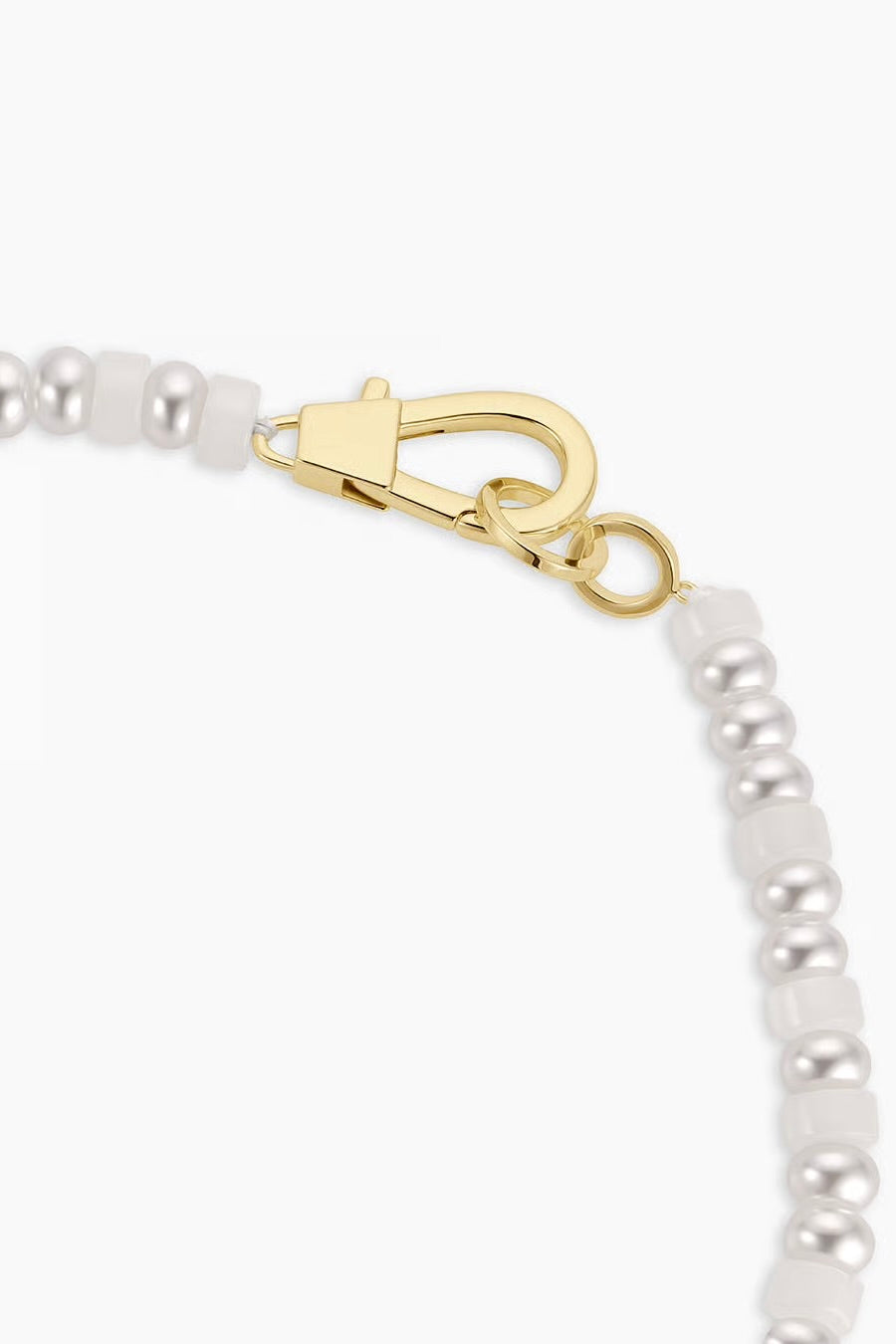 HARBOR STATEMENT NECKLACE
sassanova
