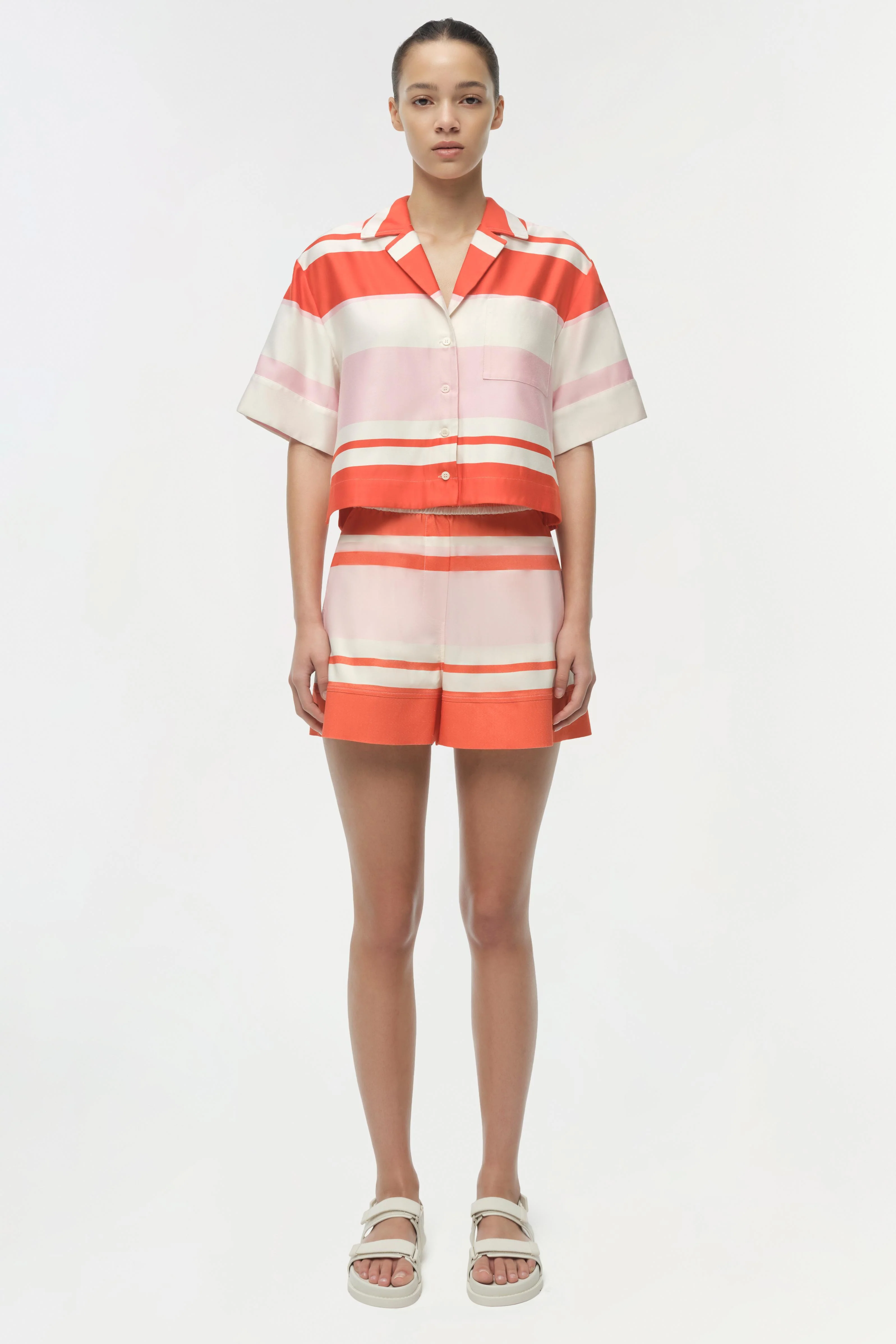 KARLEIGH DRAWSTRING SHORTS - Shorts - Sassanova