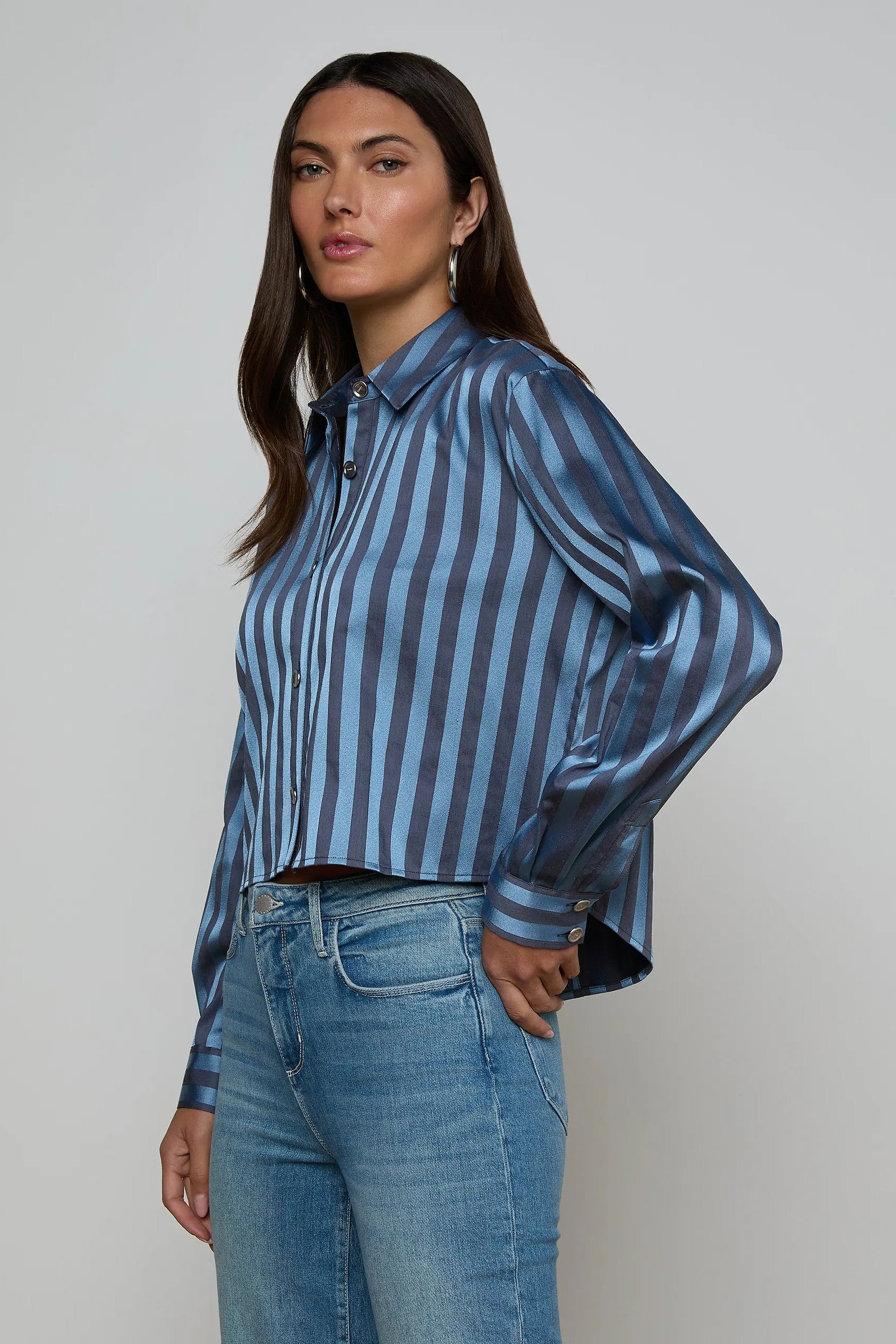 COSETTE CROP HIGH LOW SHIRT - Blouses - Sassanova