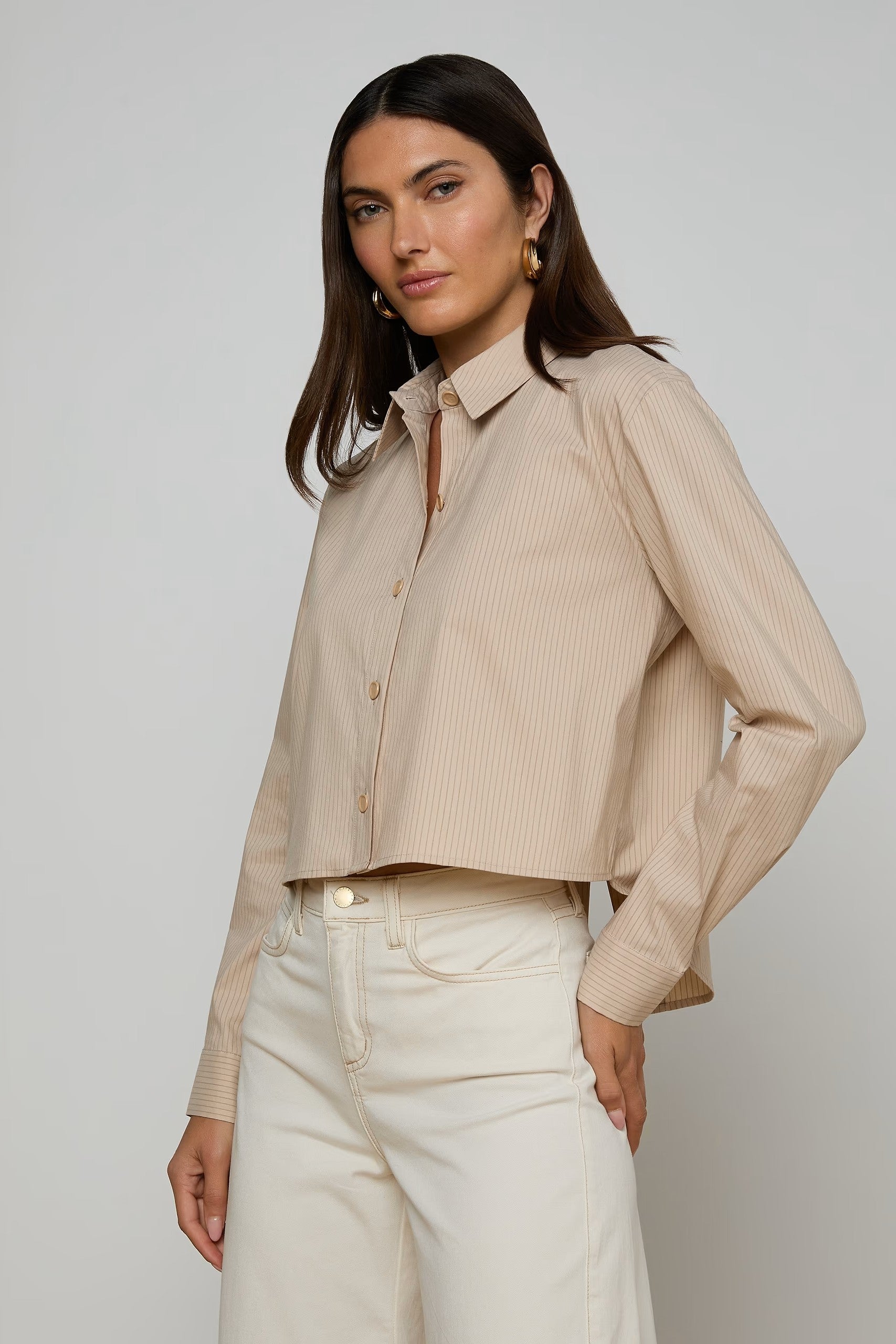COSETTE CROP HI LOW SHIRT - Blouses - Sassanova