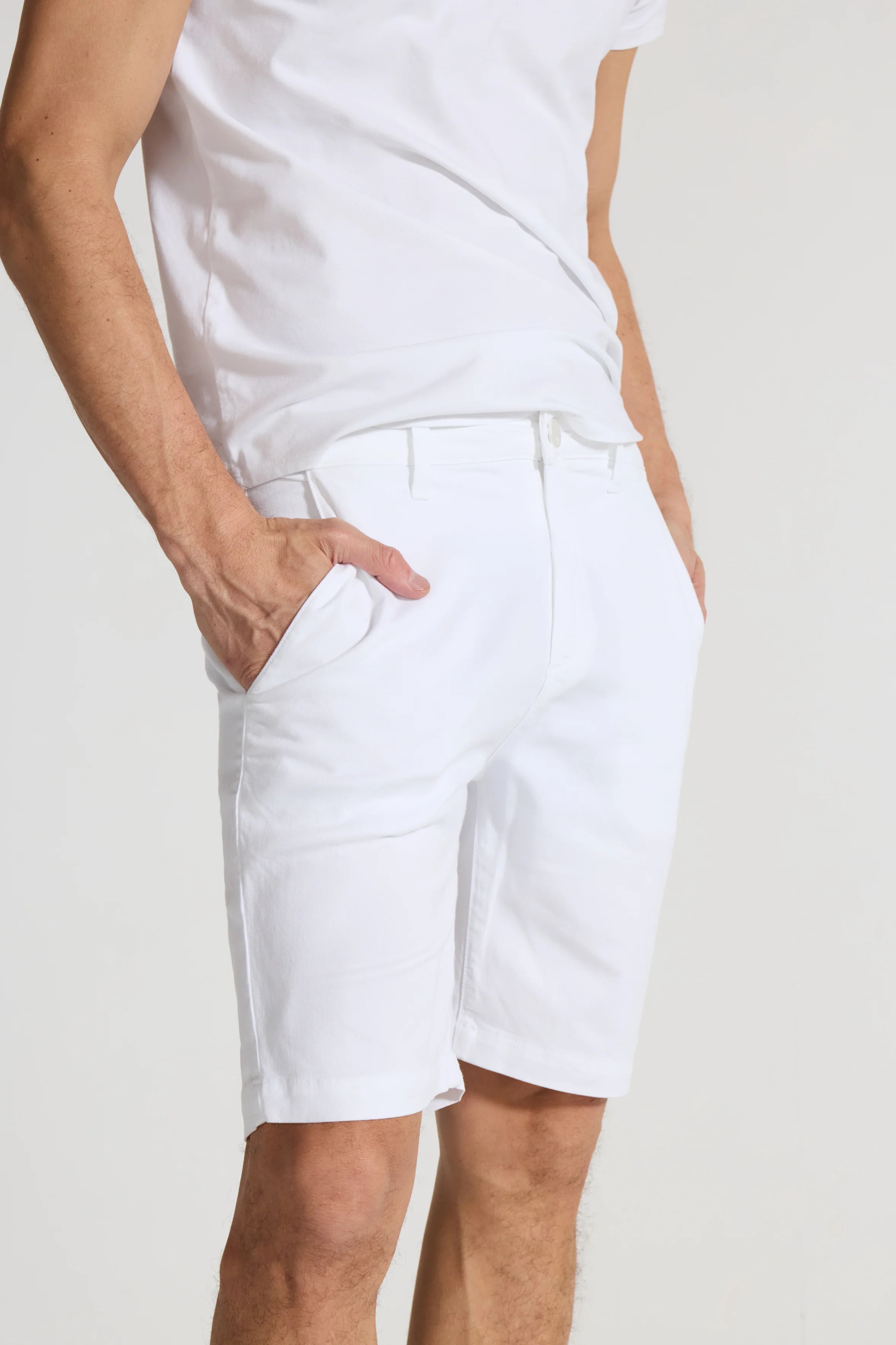 CRUISE SHORT
novaman