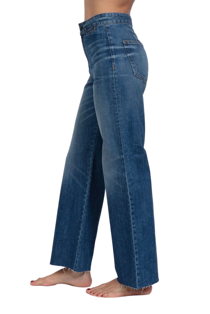 CROPPED BRIGHTON
sassanova