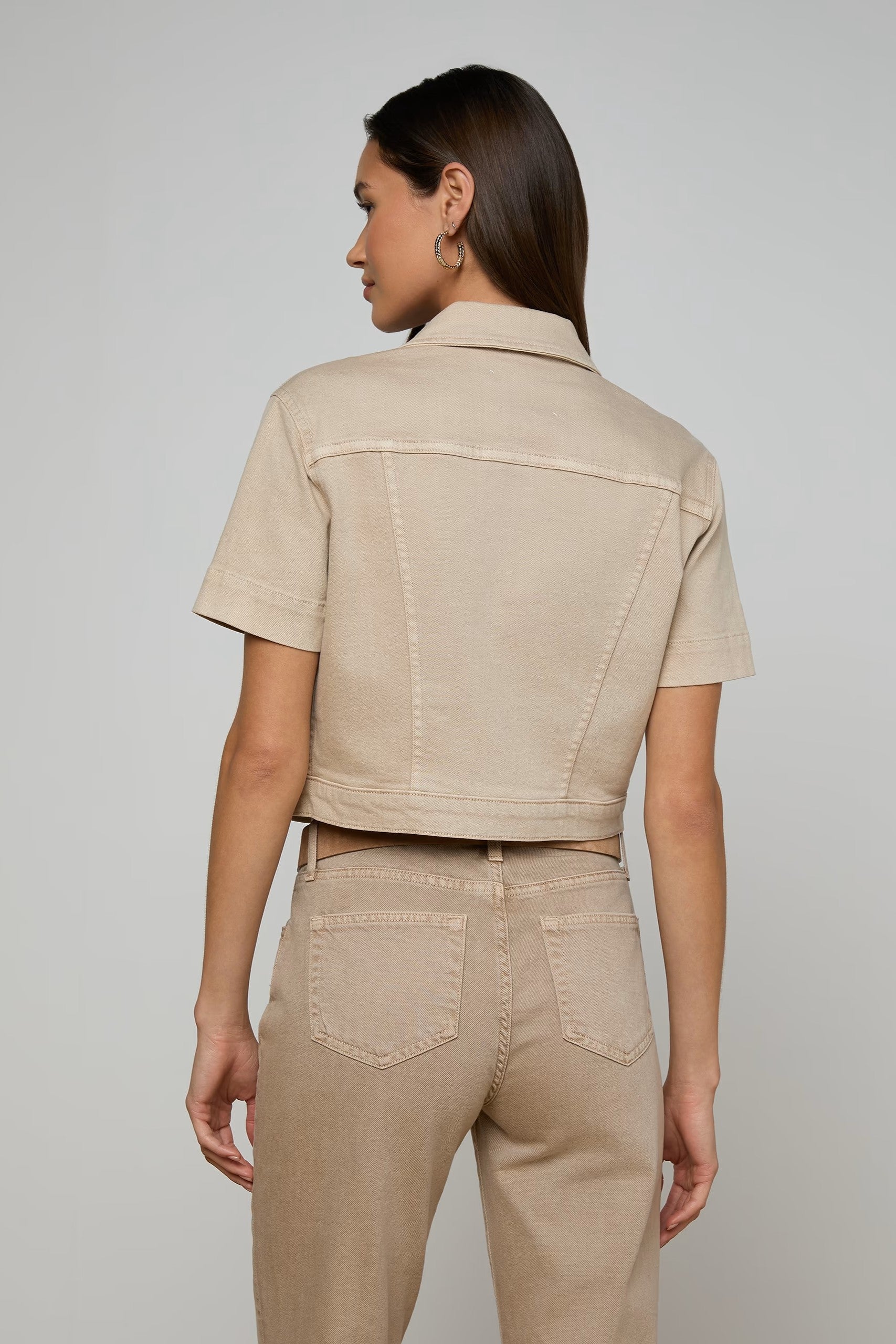 KIRSTIE SHORT SLEEVE CROP JACKET - Jackets - Sassanova