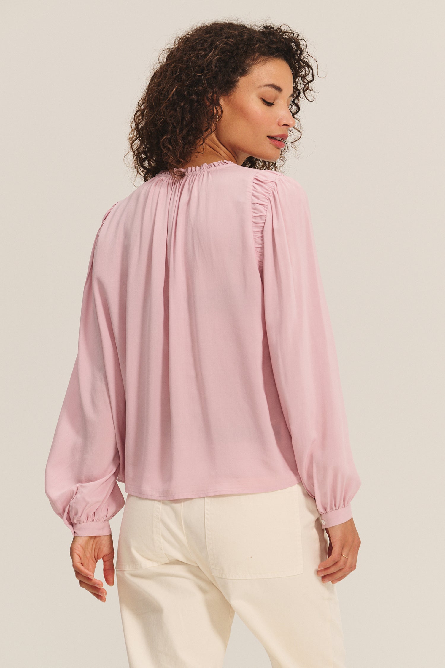 TAMARA TOP - Blouses - Sassanova