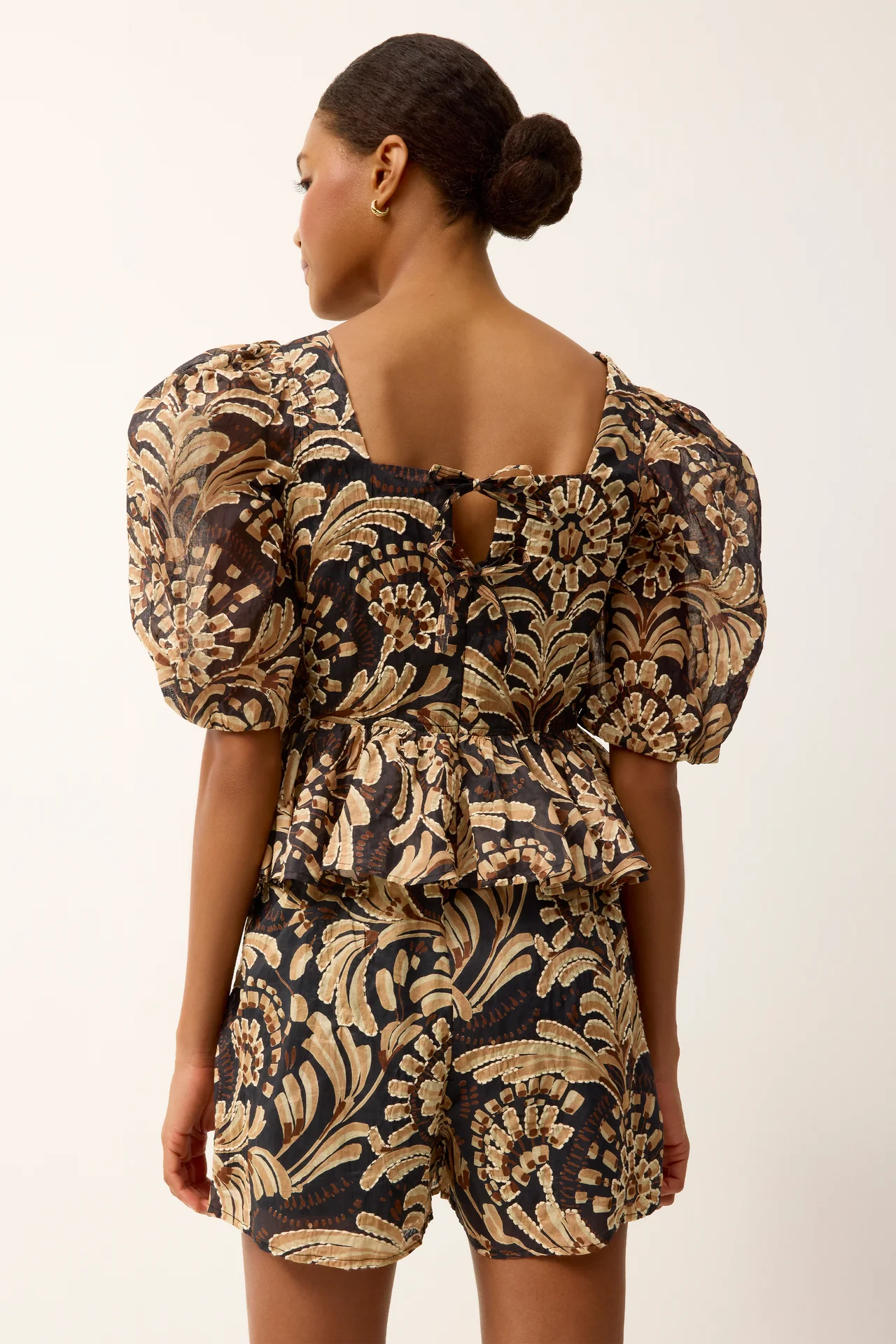 ORLA TOP - Blouses - Sassanova