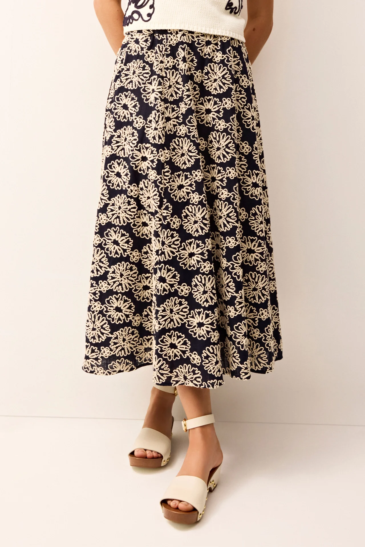 SHASHA SKIRT - Skirts - Sassanova