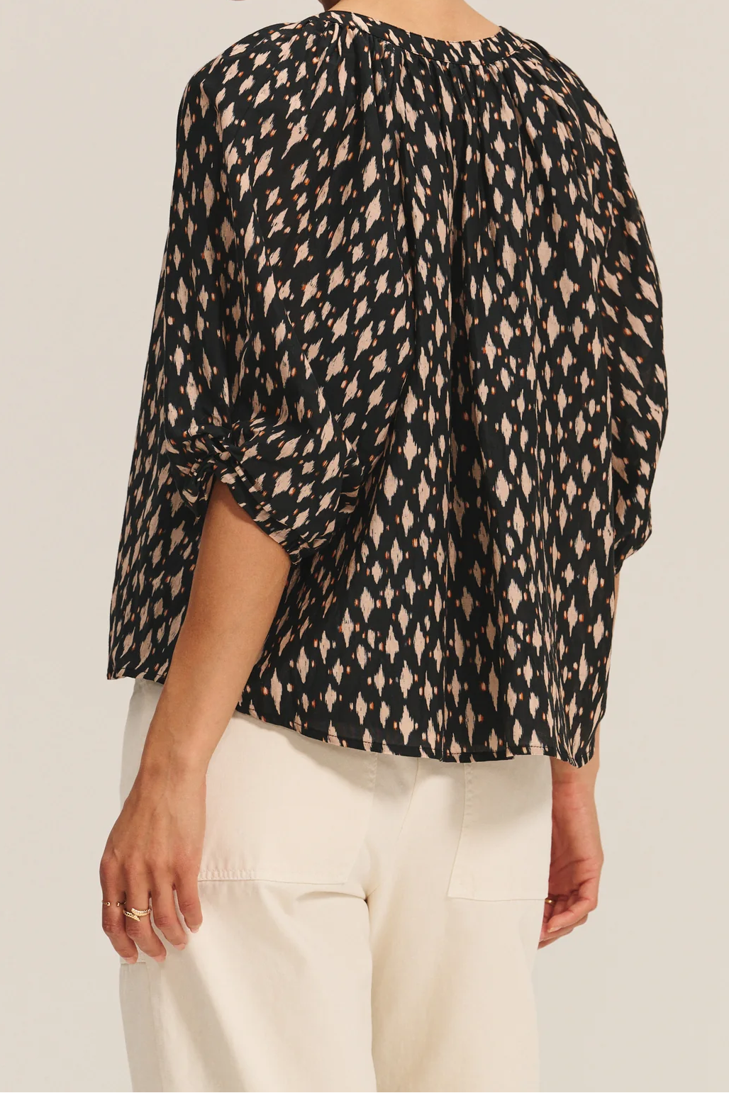 HARMONY TOP - Blouses - Sassanova