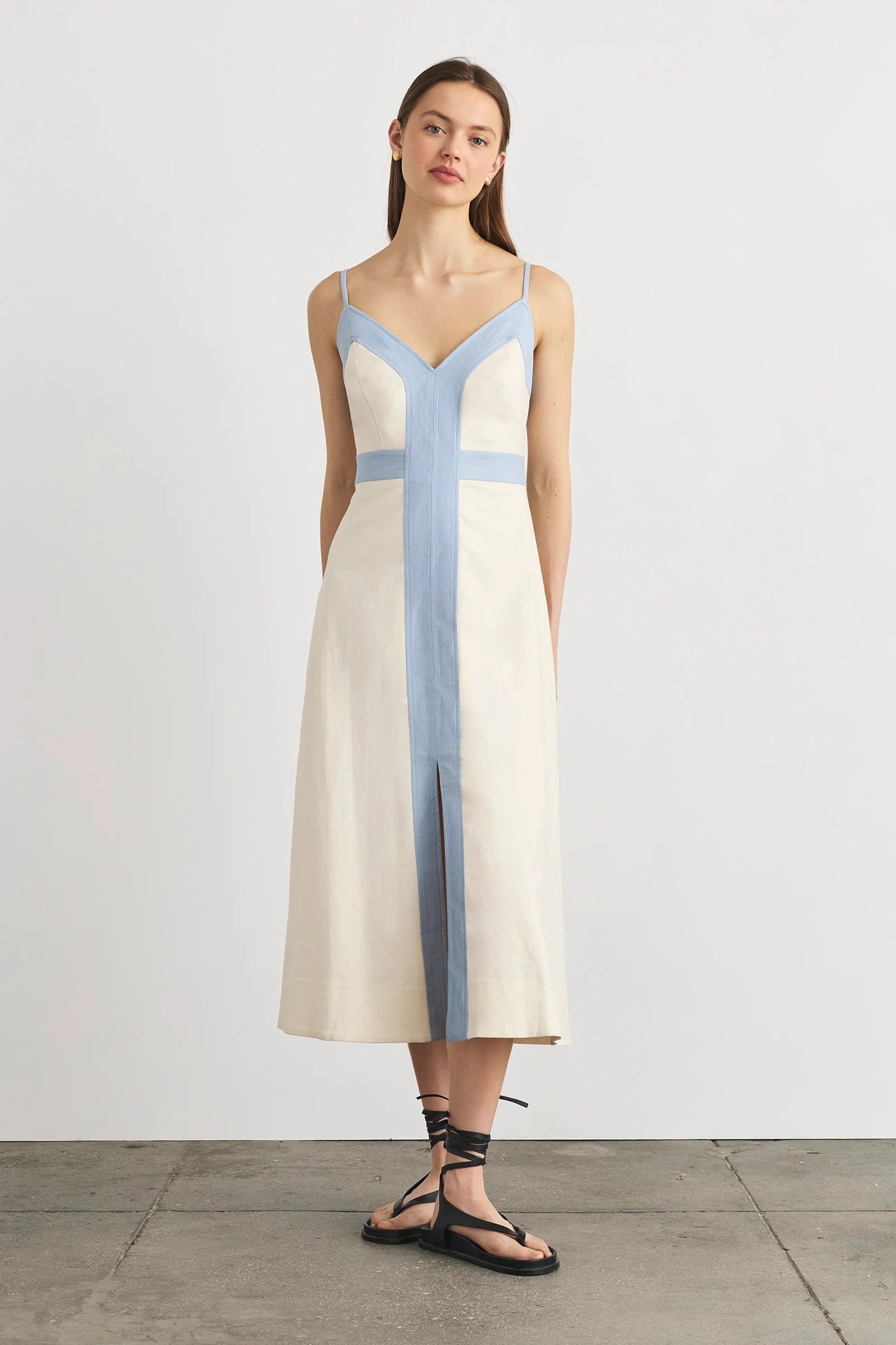 MADDEN DRESS - Dresses - Sassanova