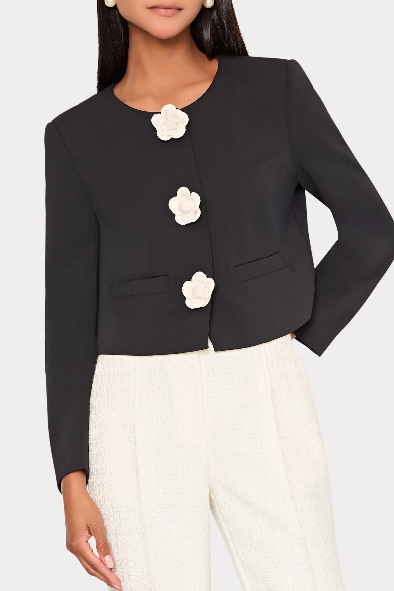 SELENA CAMELLIA APPLIQUE CROPPED JACKET - Jackets - Sassanova
