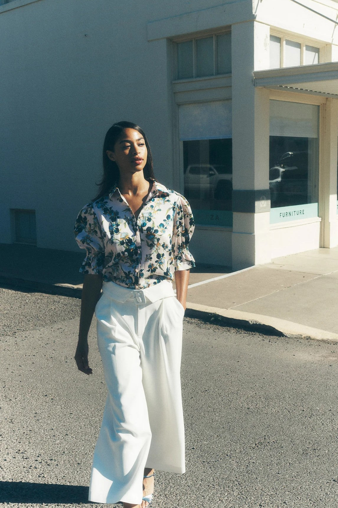 TRAILING IRIS FIONA TOP - Blouses - Sassanova