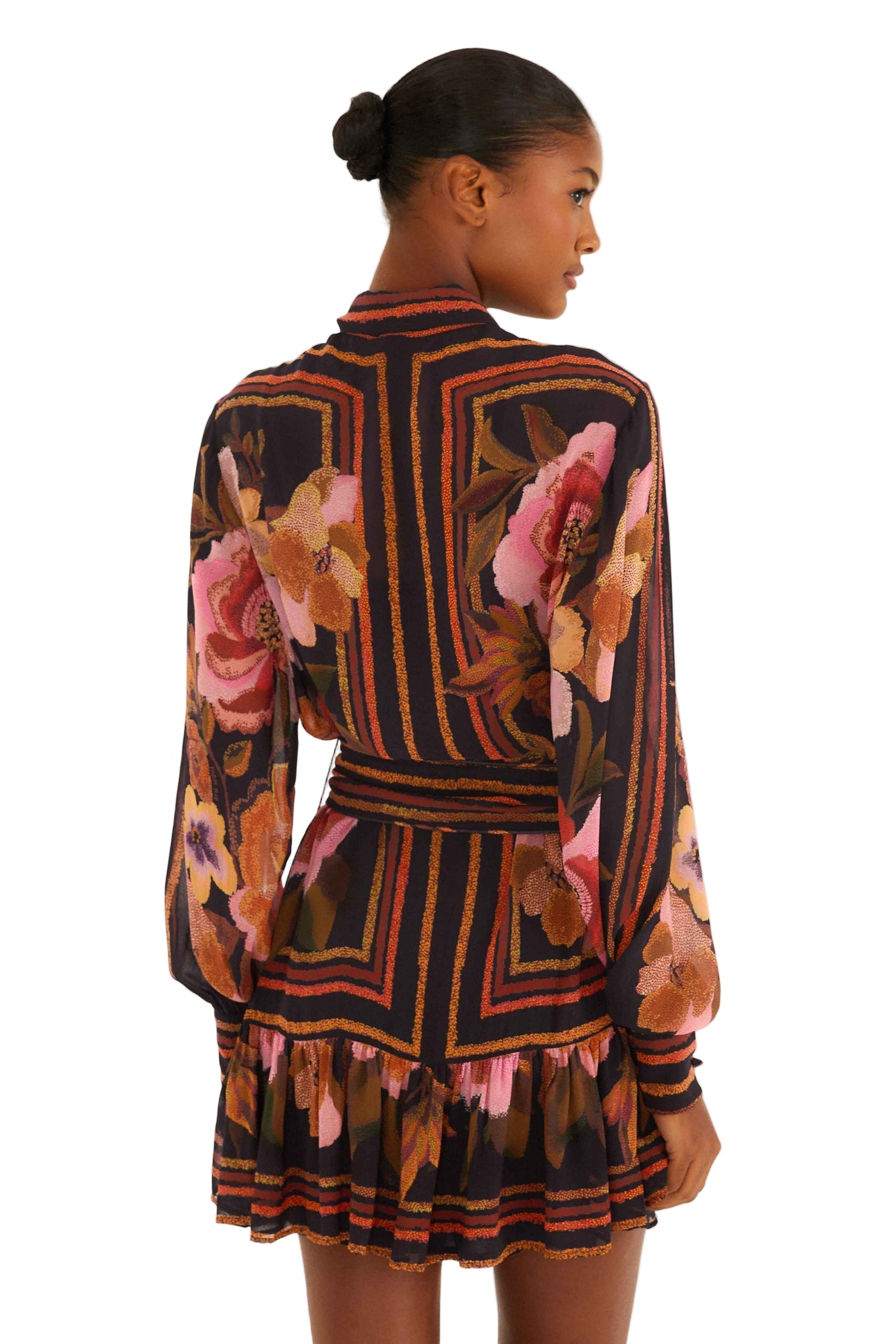 CHENILLE FLOWERS MINI DRESS
sassanova