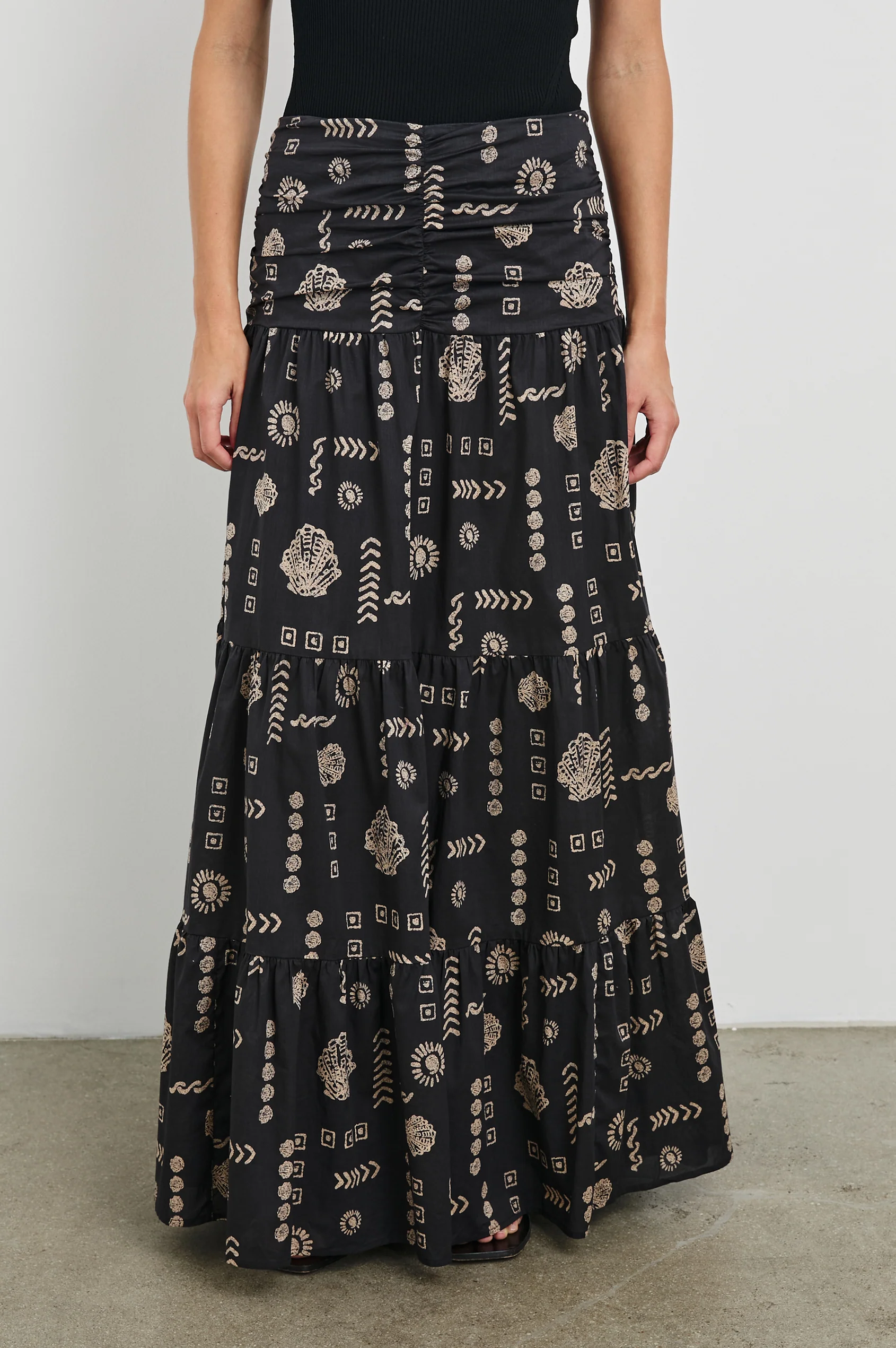 AGATHA SKIRT
sassanova